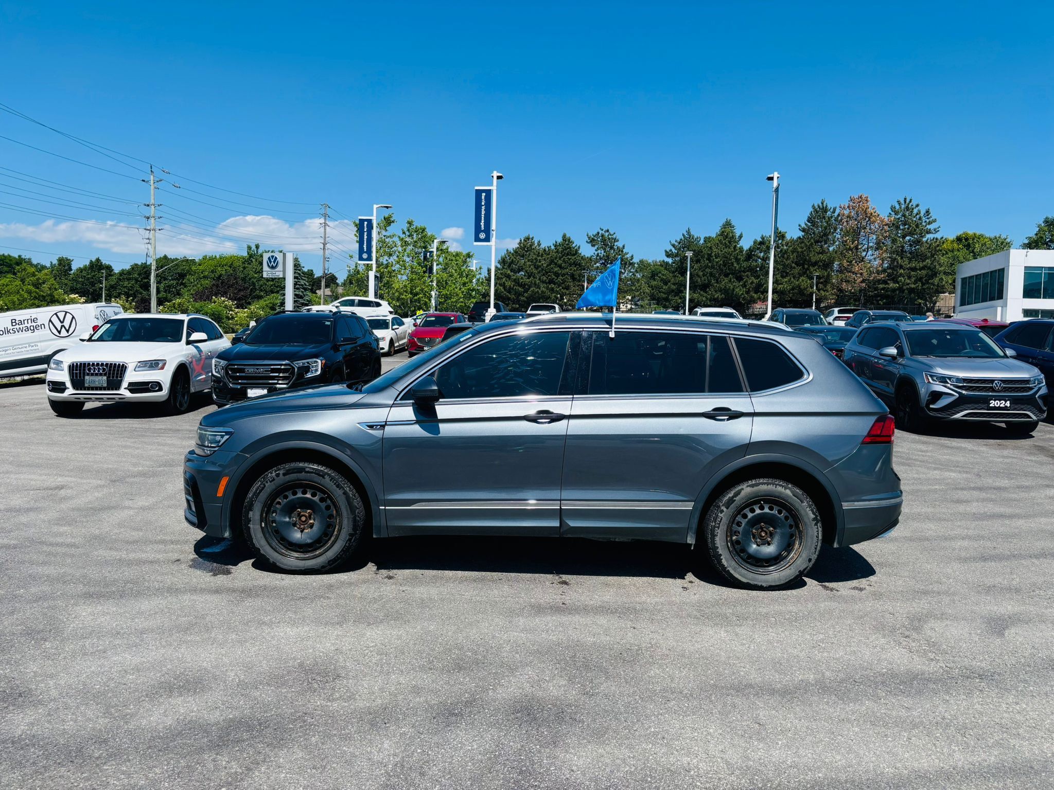2021 Volkswagen Tiguan in Barrie, Ontario