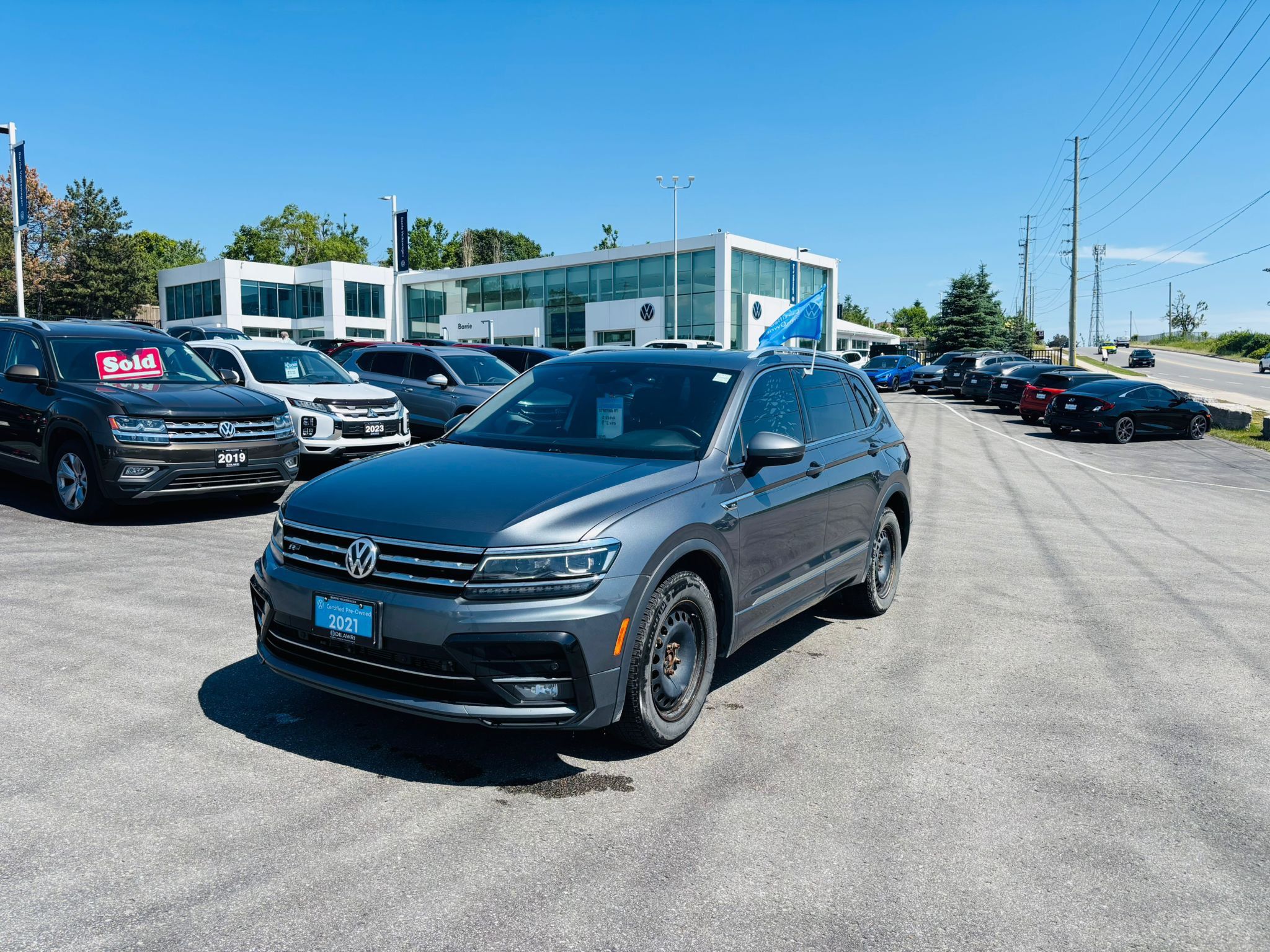 2021 Volkswagen Tiguan in Barrie, Ontario