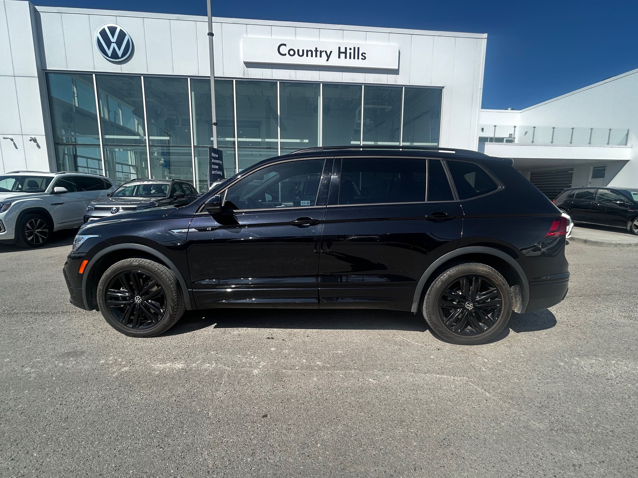 2022 Volkswagen Tiguan in Calgary, Alberta