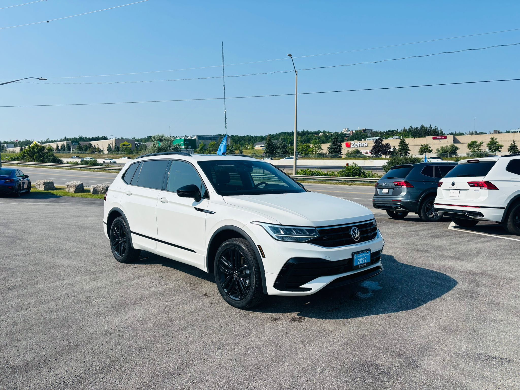 2022 Volkswagen Tiguan in Barrie, Ontario
