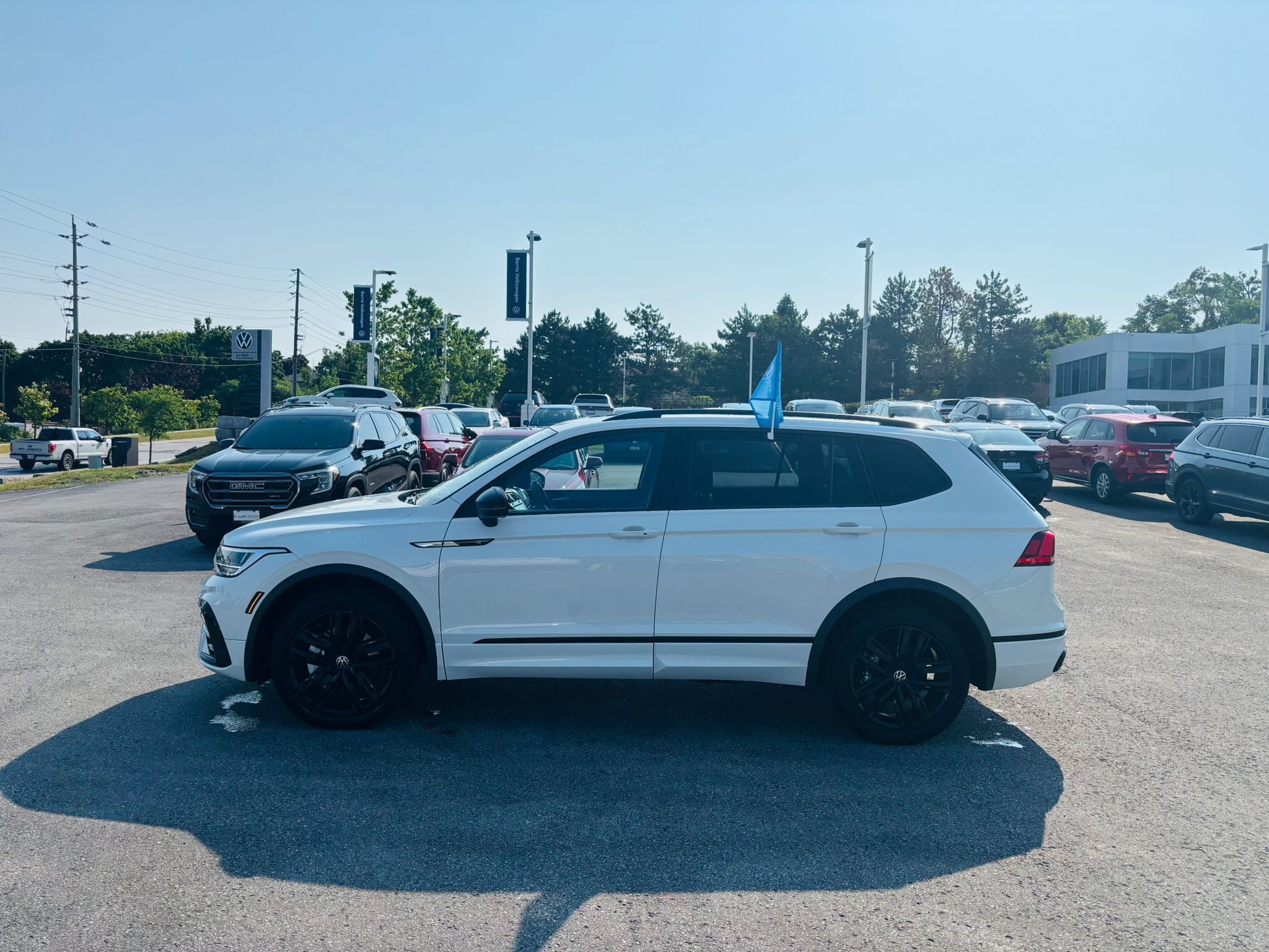 2022 Volkswagen Tiguan in Barrie, Ontario