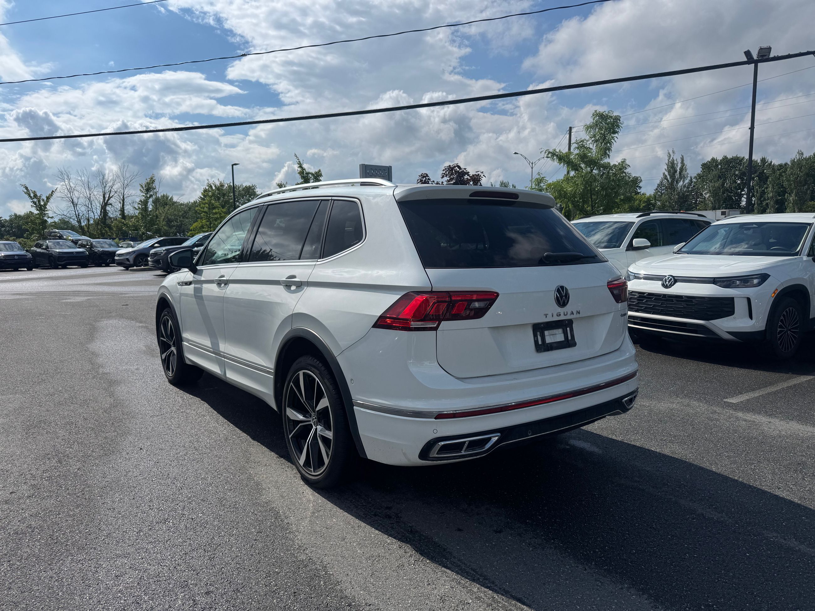 Volkswagen Tiguan  2022 à Saint-Bruno-de-Montarville, Québec