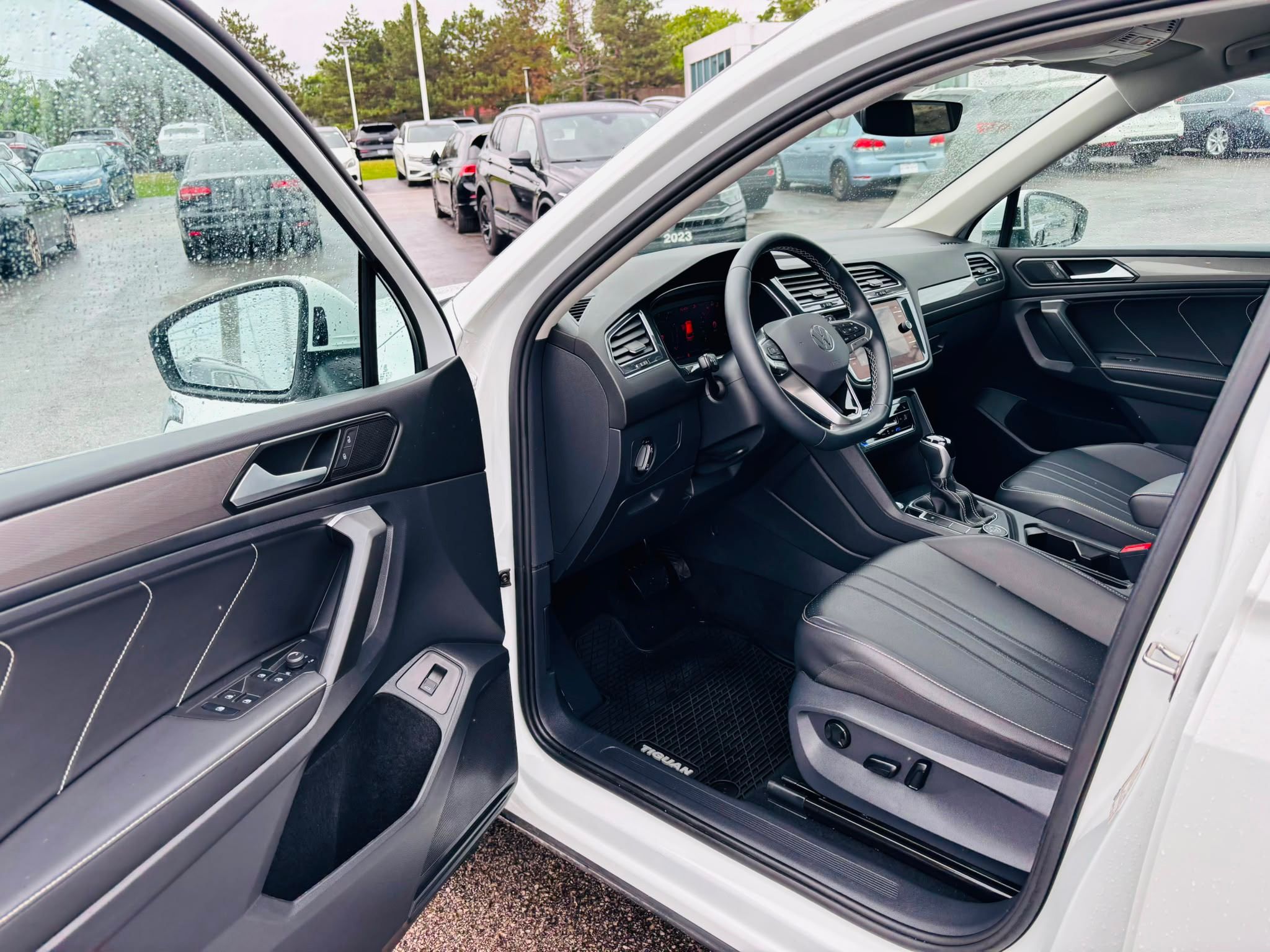 2022 Volkswagen Tiguan in Barrie, Ontario