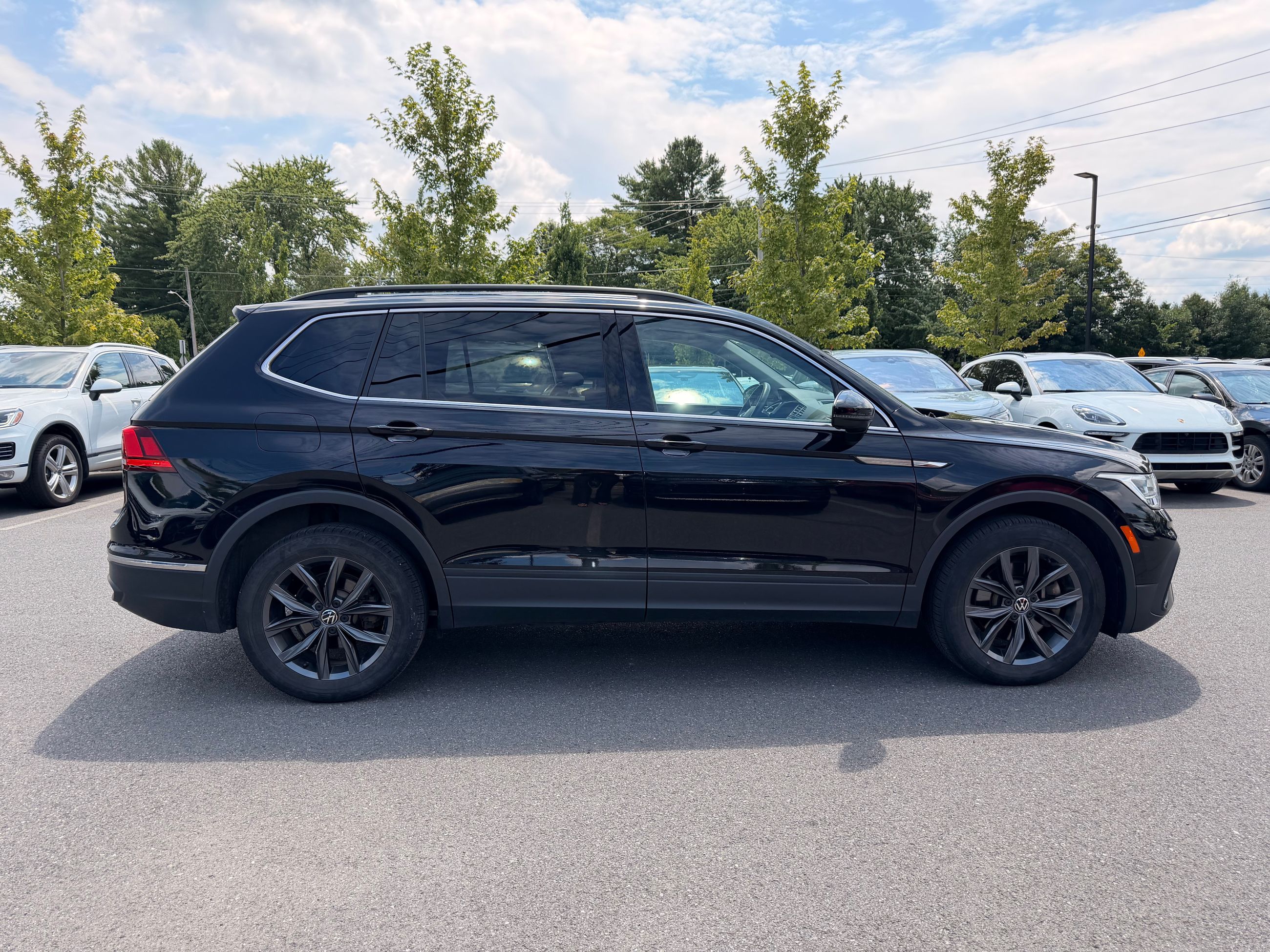 Volkswagen Tiguan  2022 à Saint-Bruno-de-Montarville, Québec