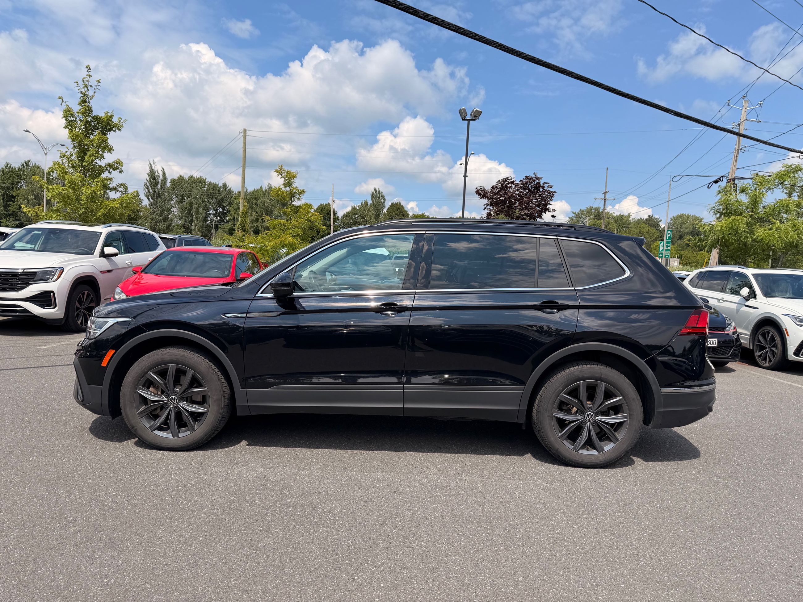Volkswagen Tiguan  2022 à Saint-Bruno-de-Montarville, Québec