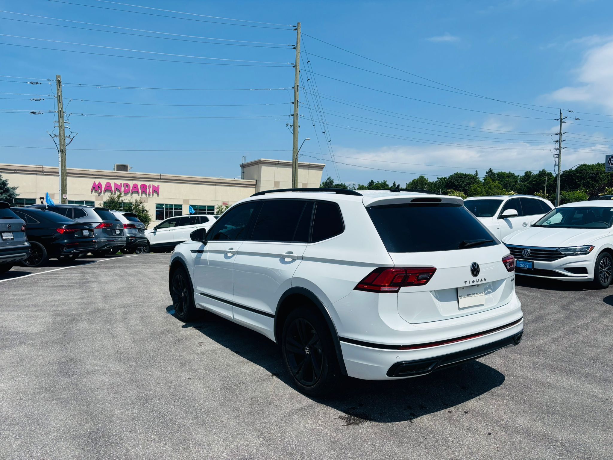 2023 Volkswagen Tiguan in Barrie, Ontario