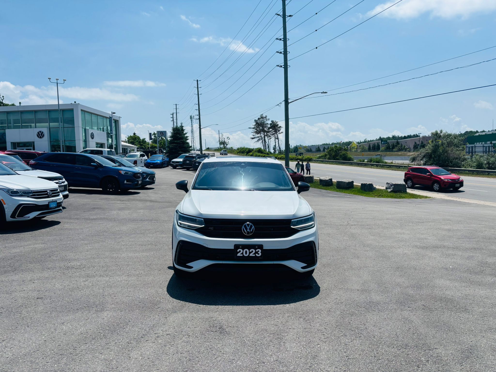 2023 Volkswagen Tiguan in Barrie, Ontario