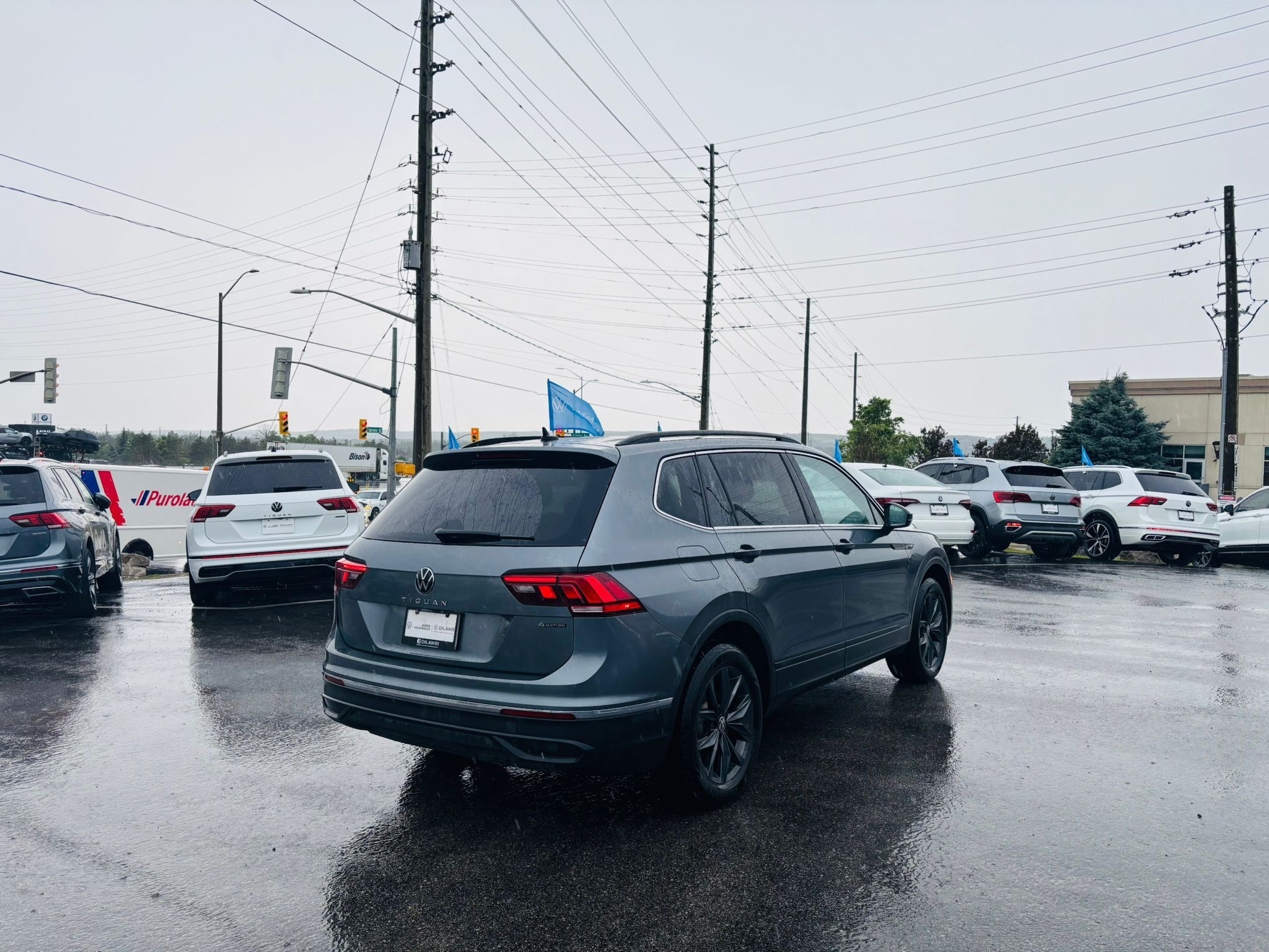 Volkswagen Tiguan  2023 à Barrie, Ontario