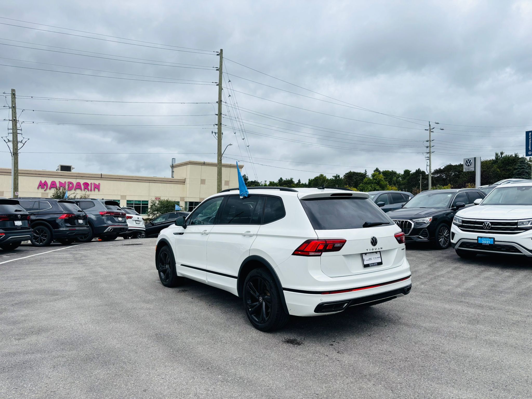 Volkswagen Tiguan  2023 à Barrie, Ontario