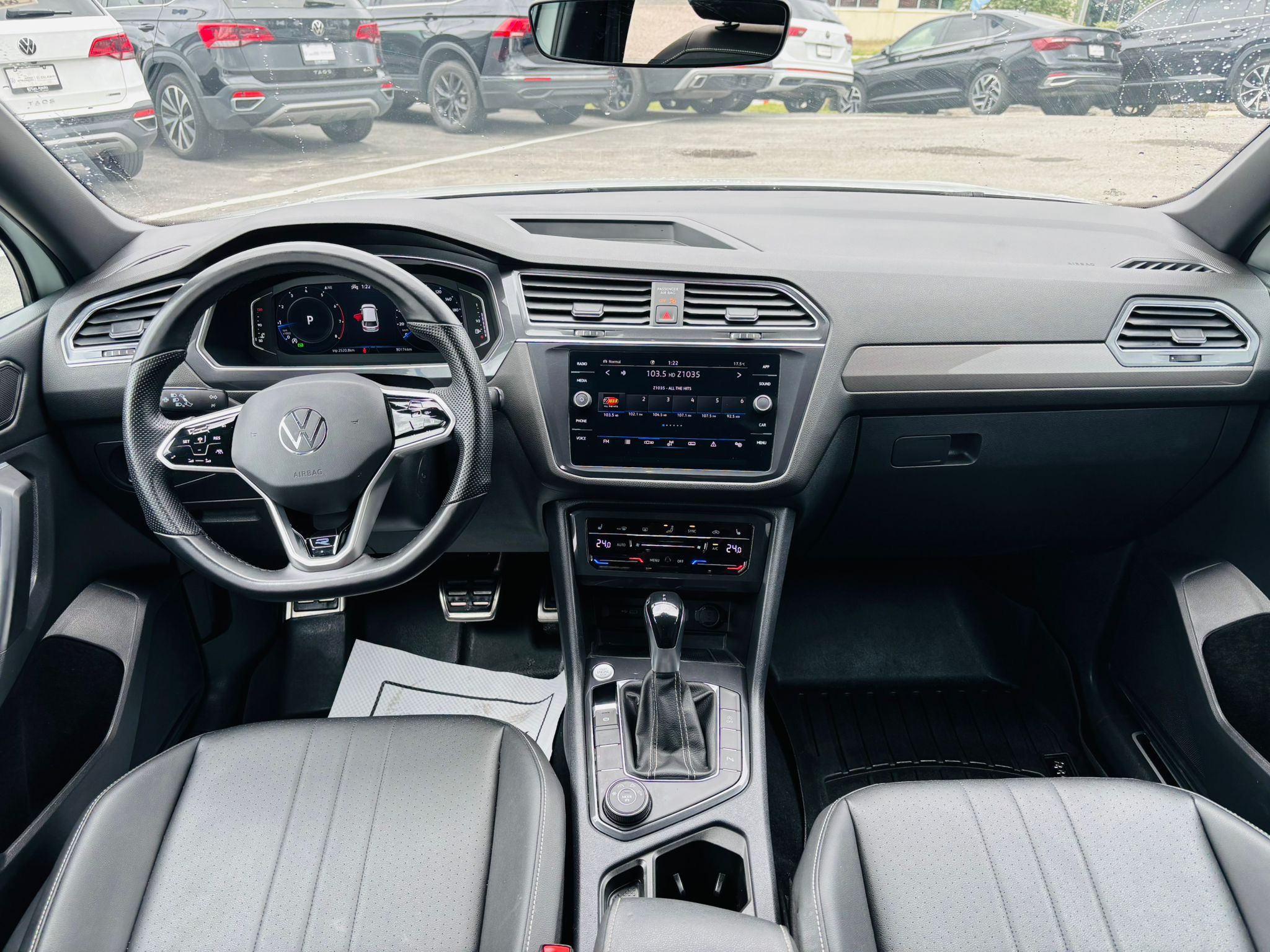 Volkswagen Tiguan  2023 à Barrie, Ontario