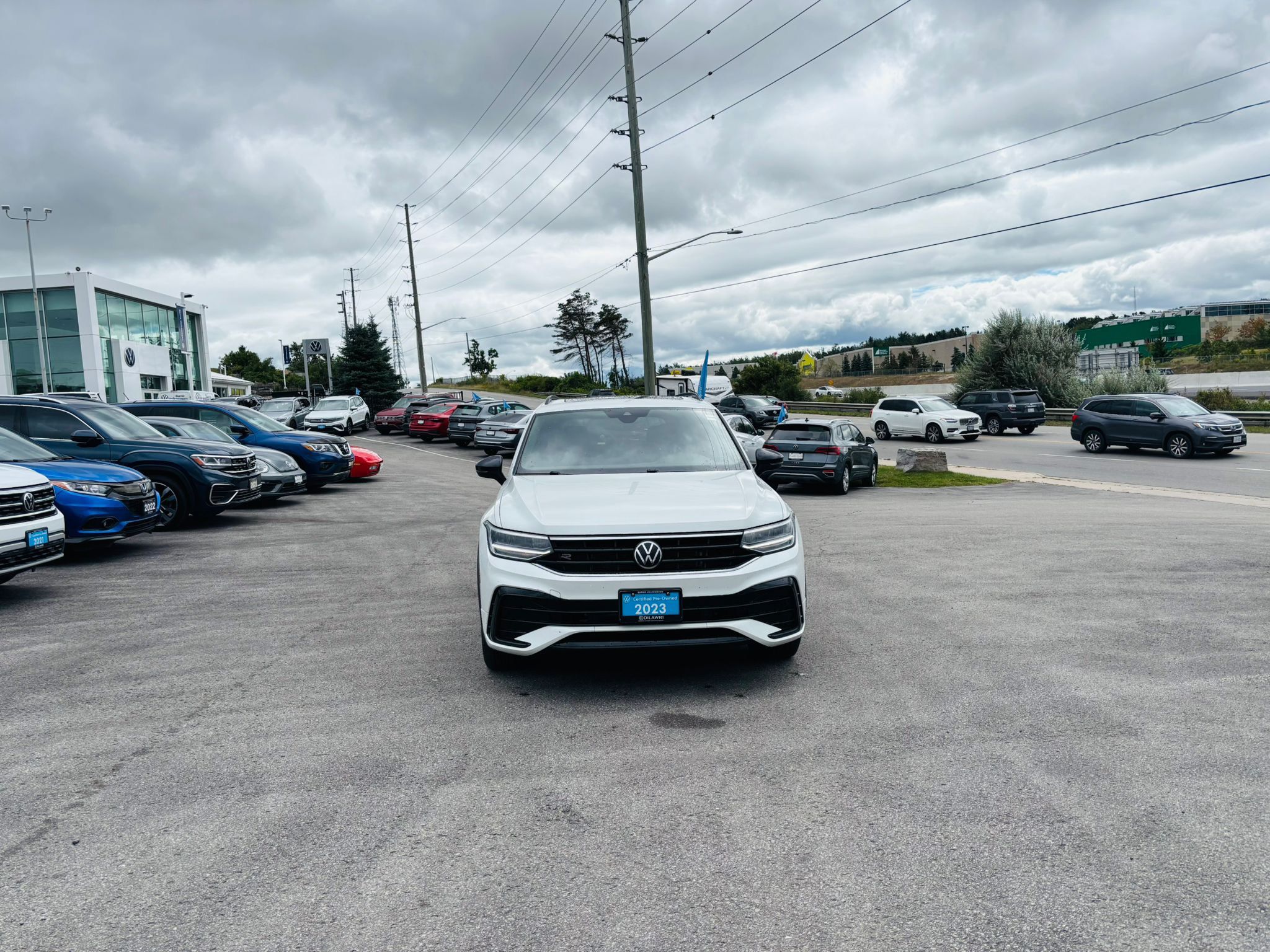 Volkswagen Tiguan  2023 à Barrie, Ontario