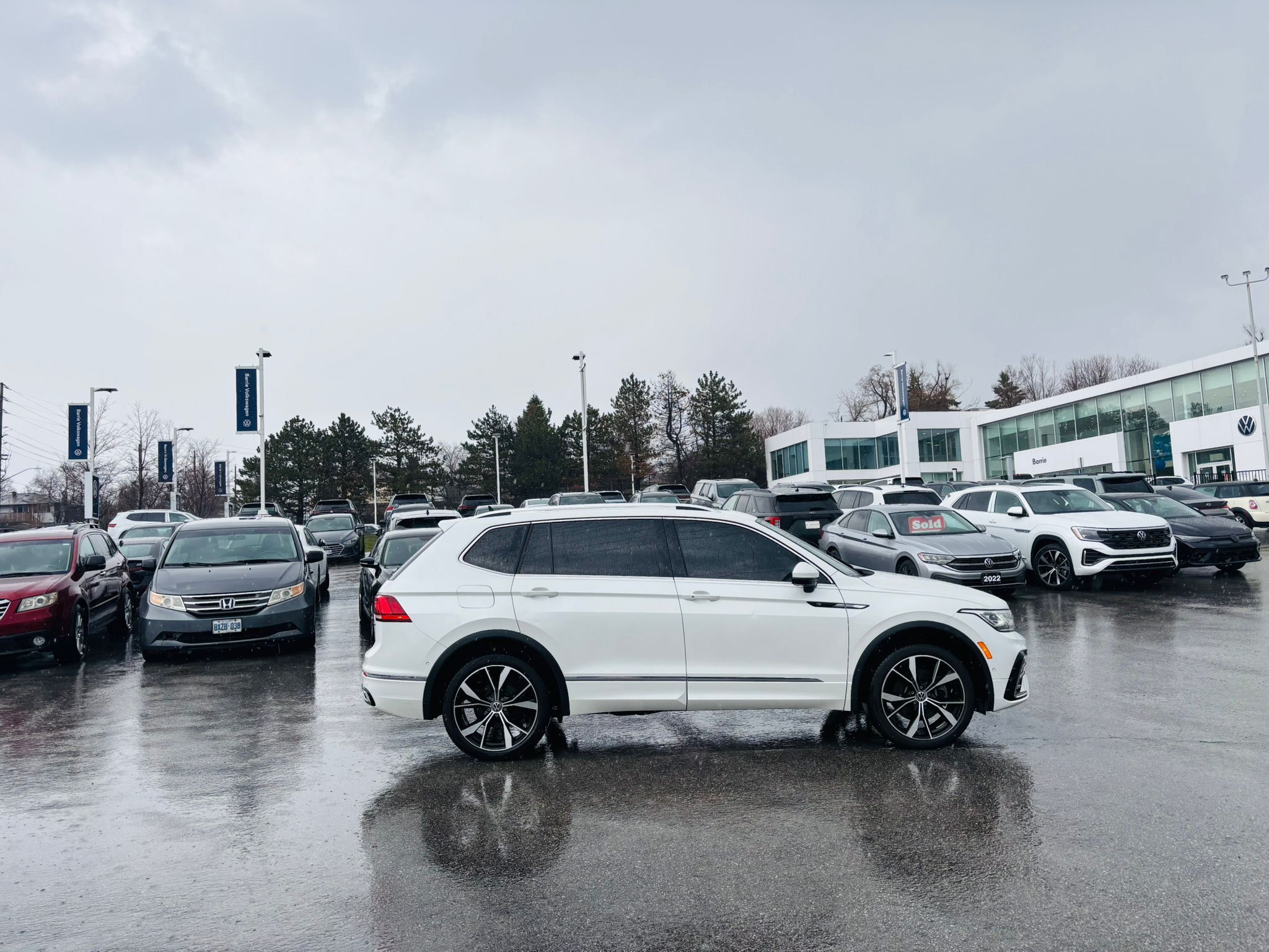 2023 Volkswagen Tiguan in Barrie, Ontario