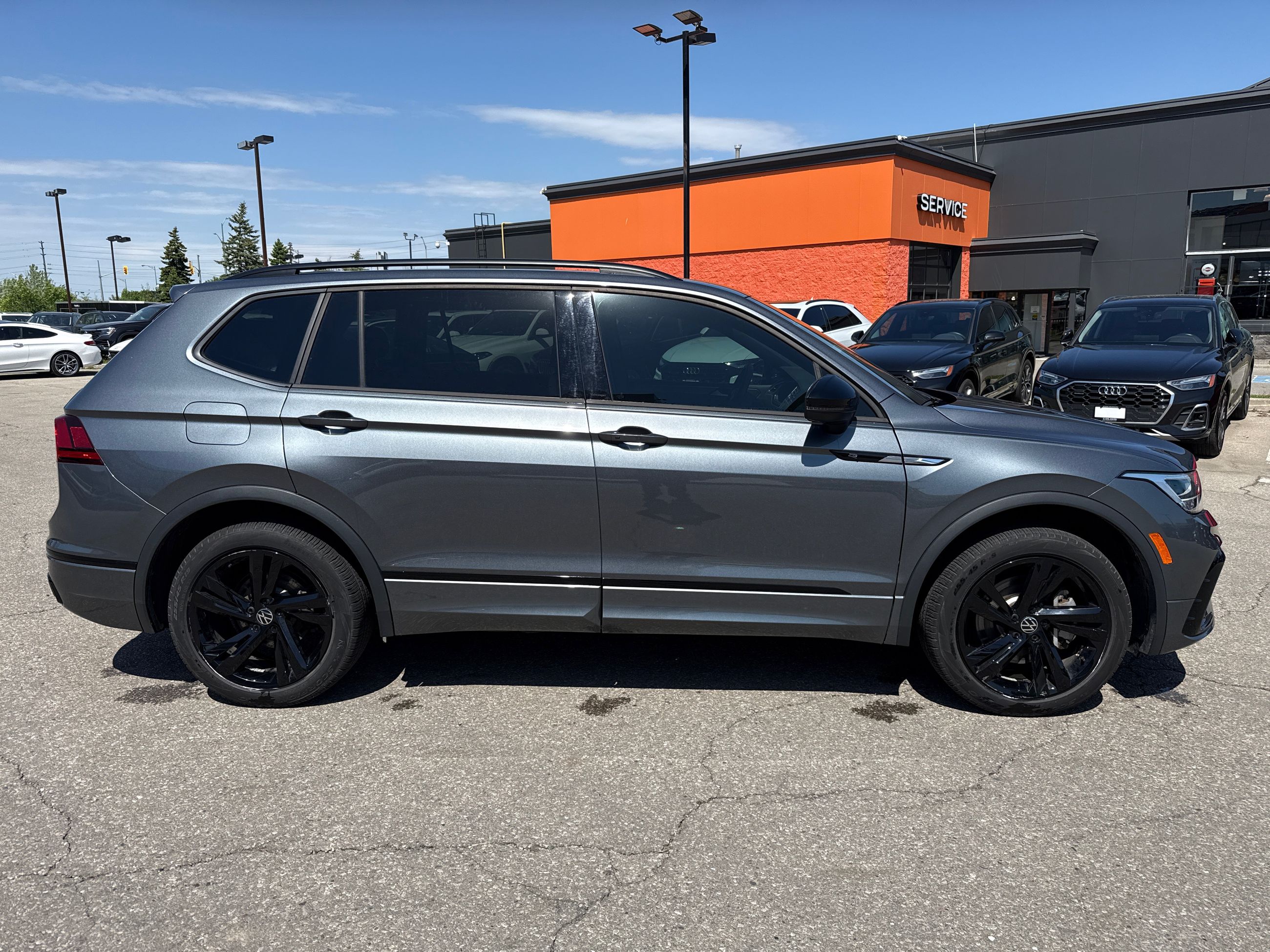 Volkswagen Tiguan  2023 à Mississauga, Ontario