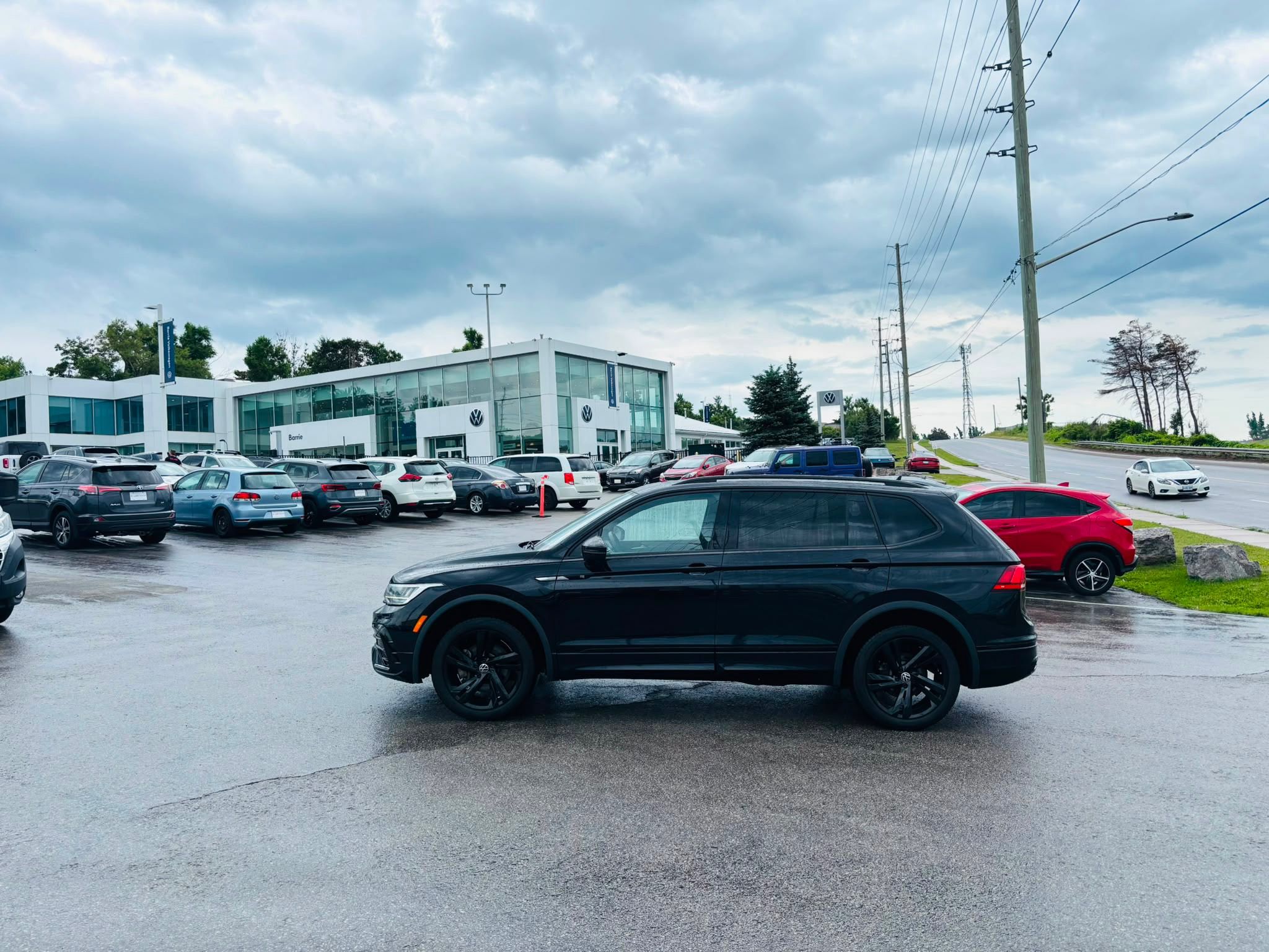 Volkswagen Tiguan  2023 à Barrie, Ontario