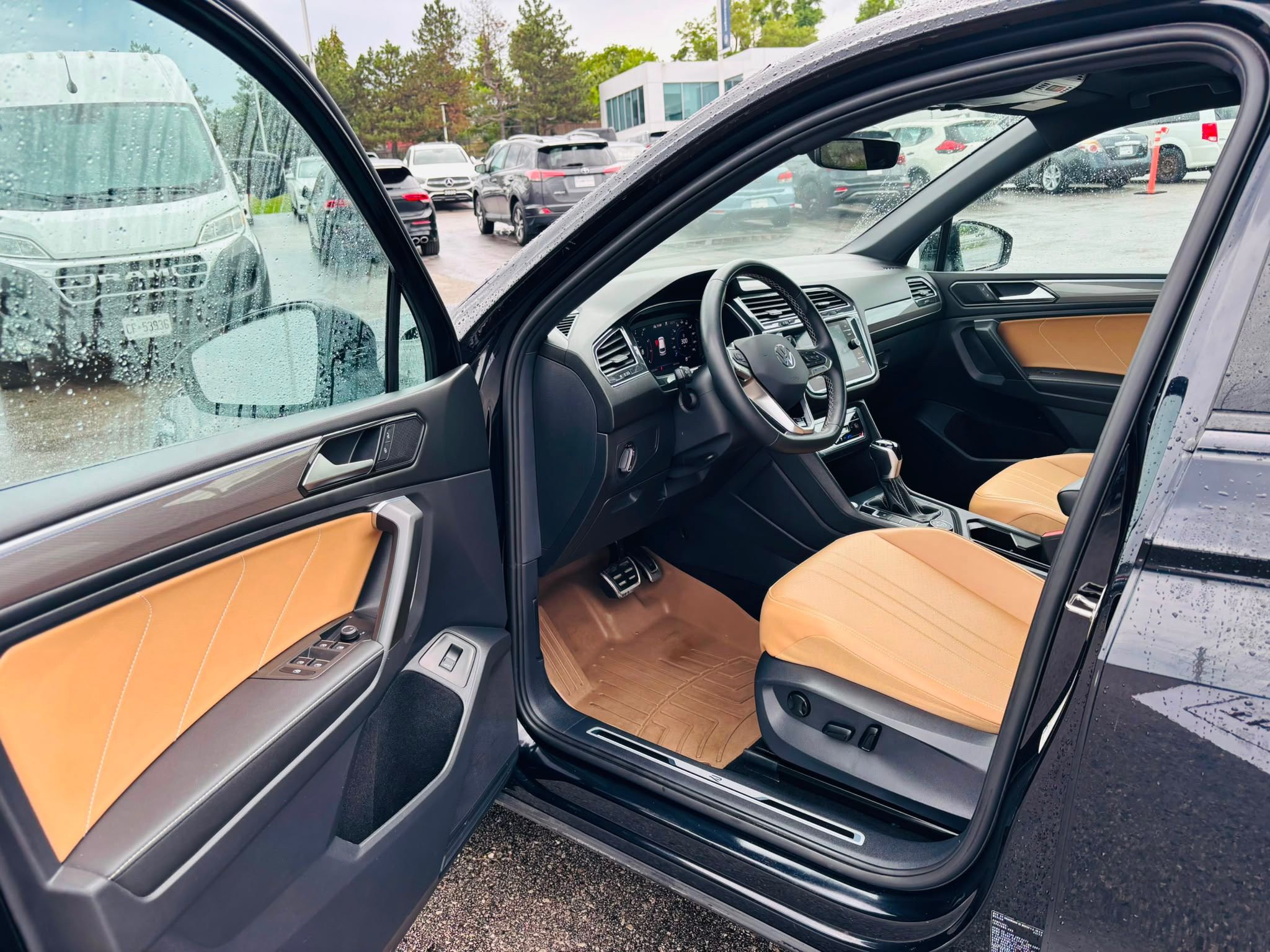 Volkswagen Tiguan  2023 à Barrie, Ontario