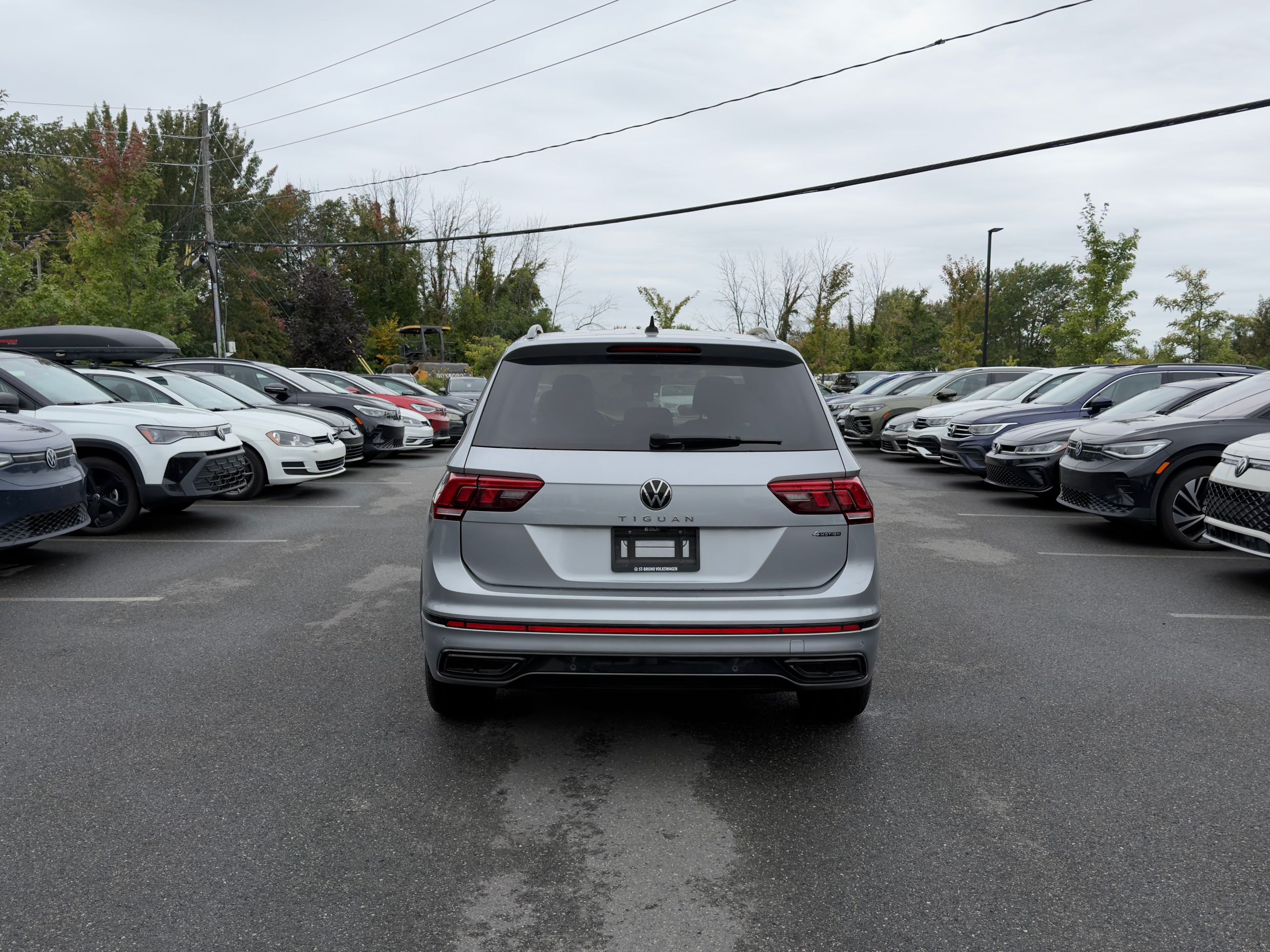Volkswagen Tiguan  2023 à Saint-Bruno-de-Montarville, Québec