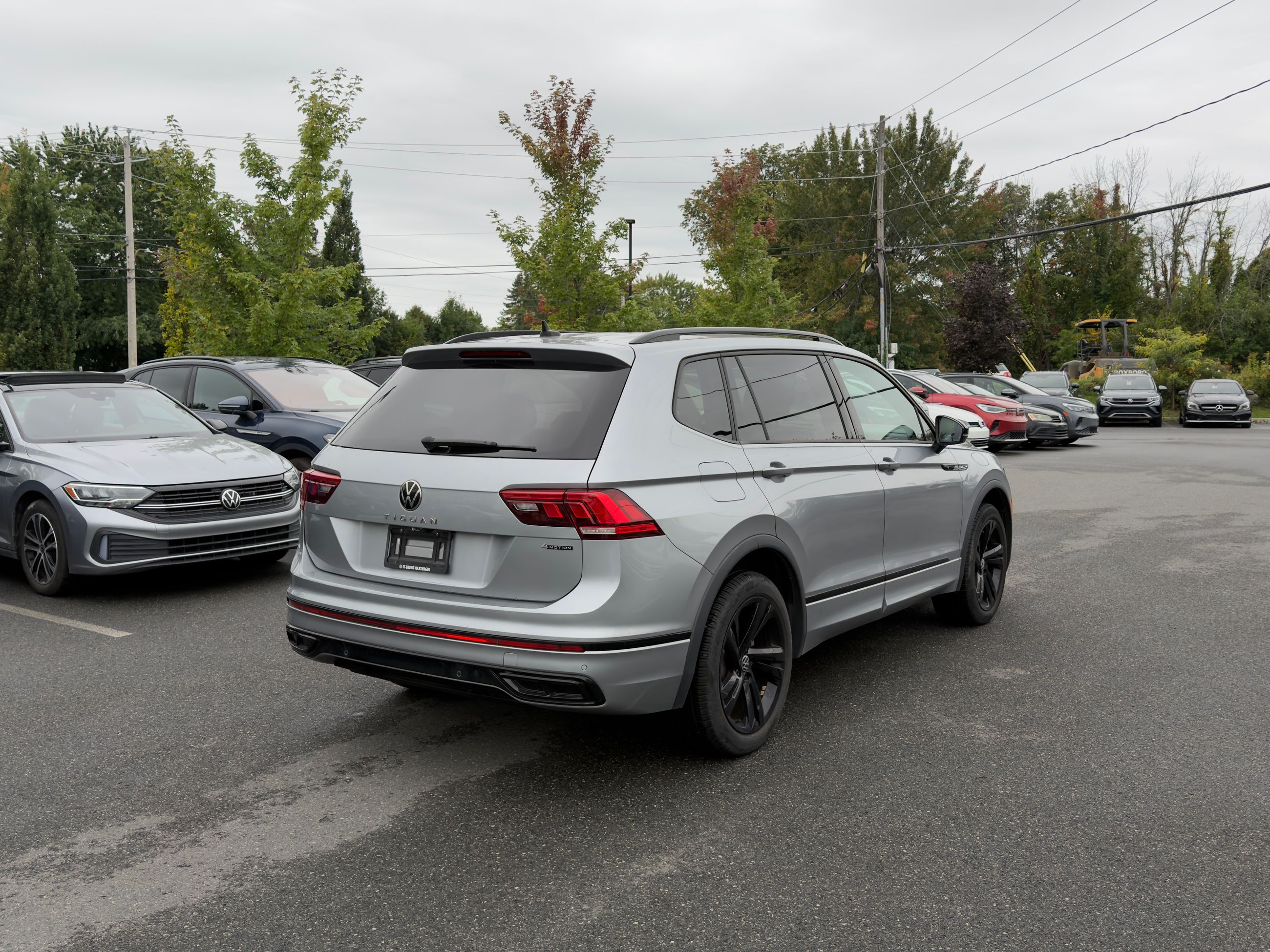 Volkswagen Tiguan  2023 à Saint-Bruno-de-Montarville, Québec