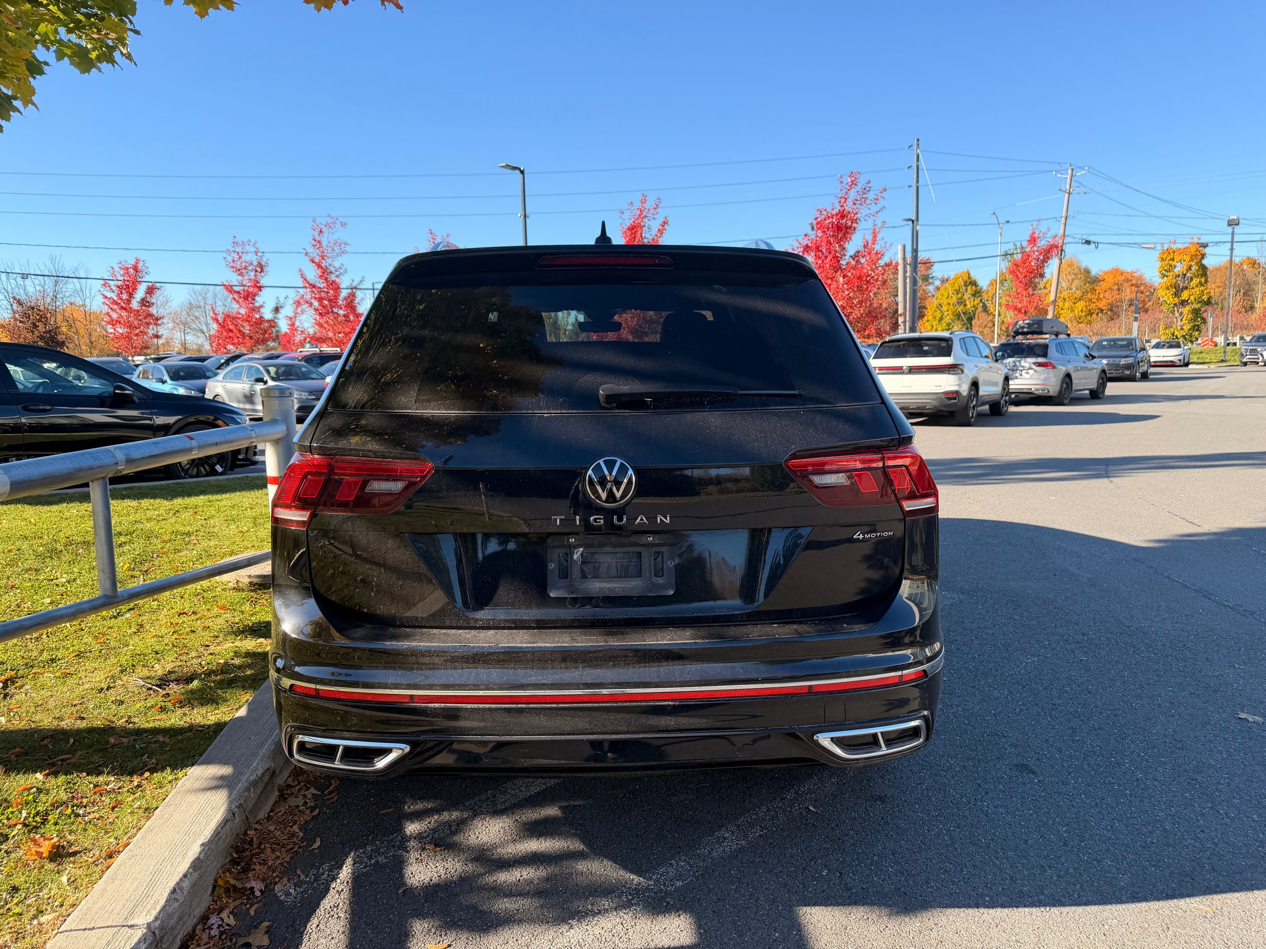 Photo 2024 Volkswagen Tiguan Highline R-Line | Toit Pano | Cuir | Navigation #7