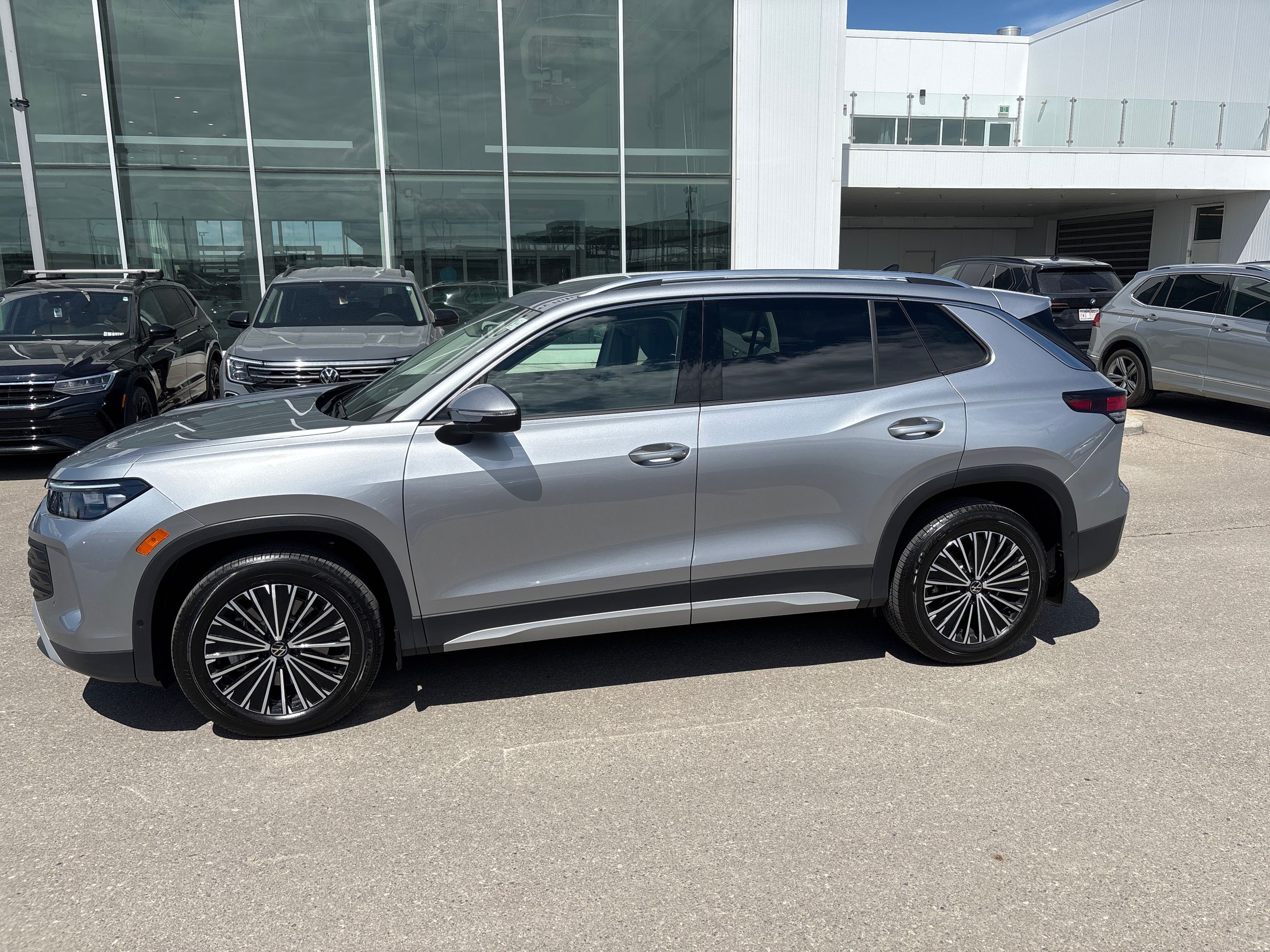 2025 Volkswagen Tiguan in Calgary, Alberta