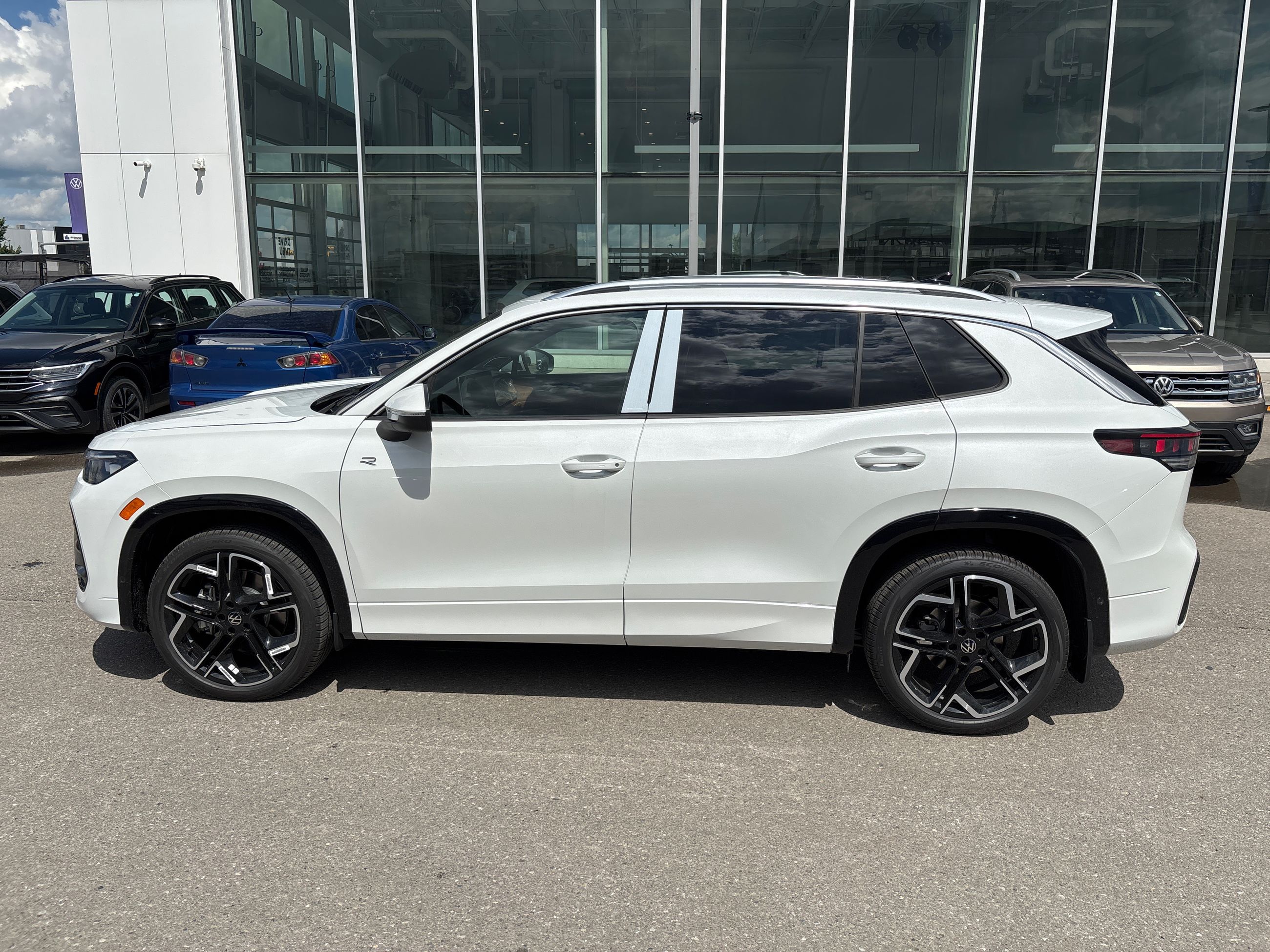 2025 Volkswagen Tiguan in Calgary, Alberta