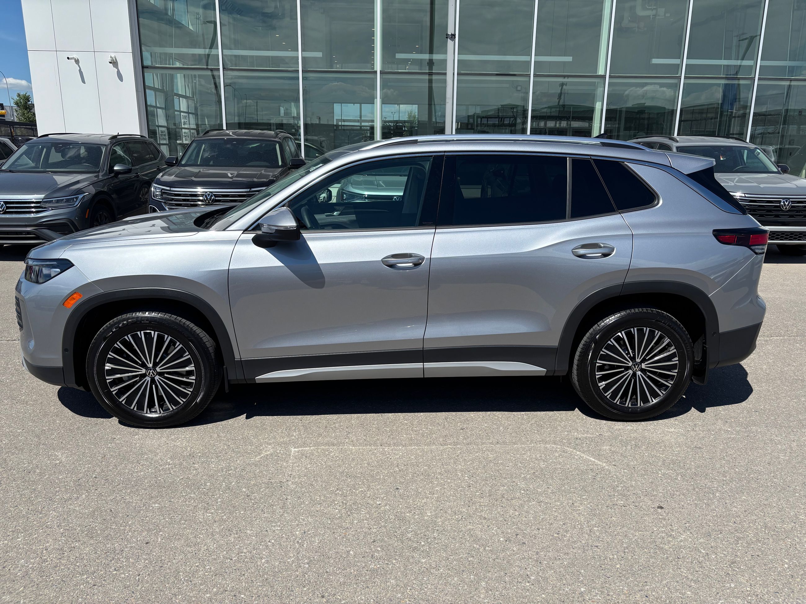 Volkswagen Tiguan  2025 à Calgary, Alberta