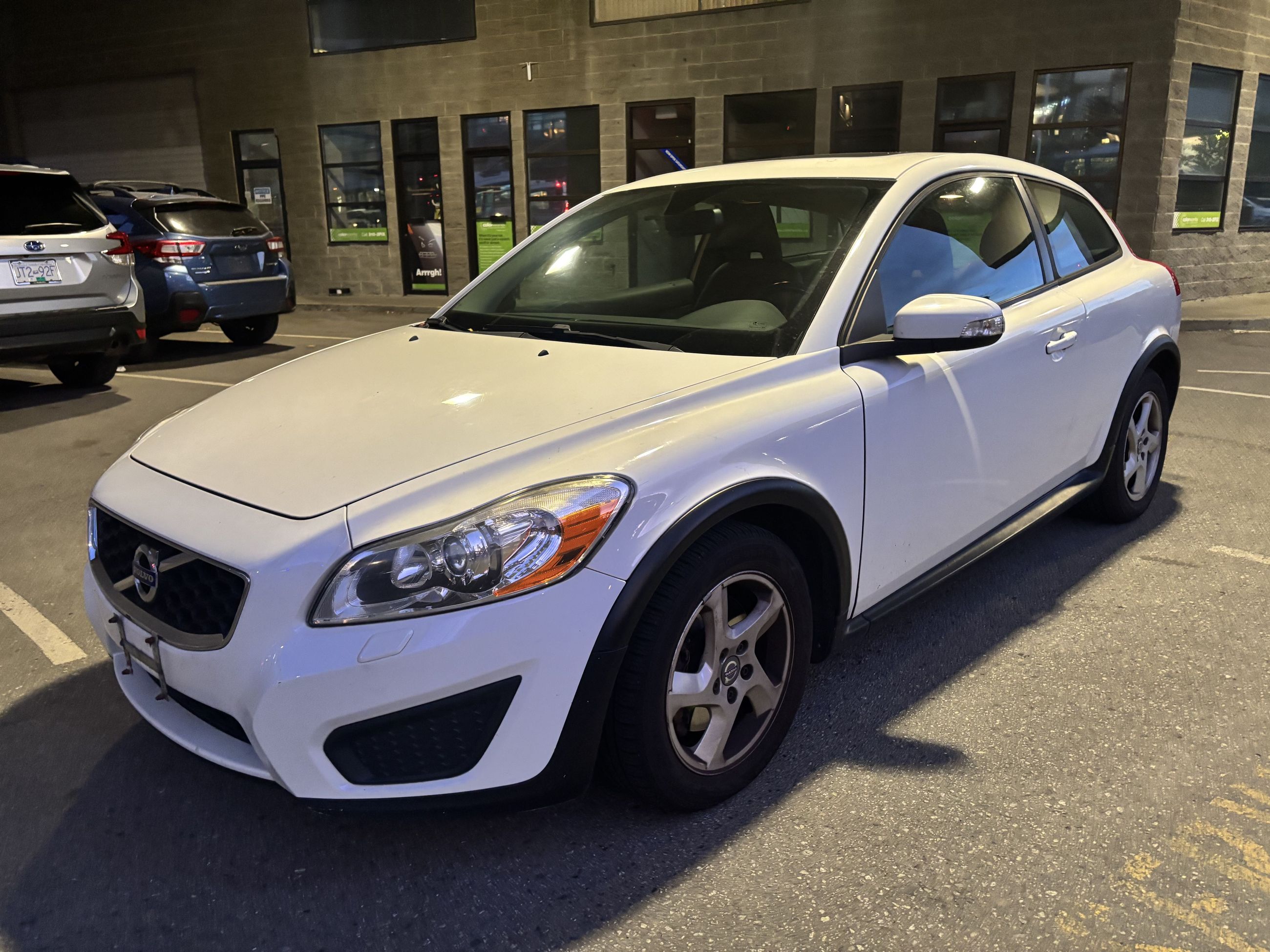 2011  C30