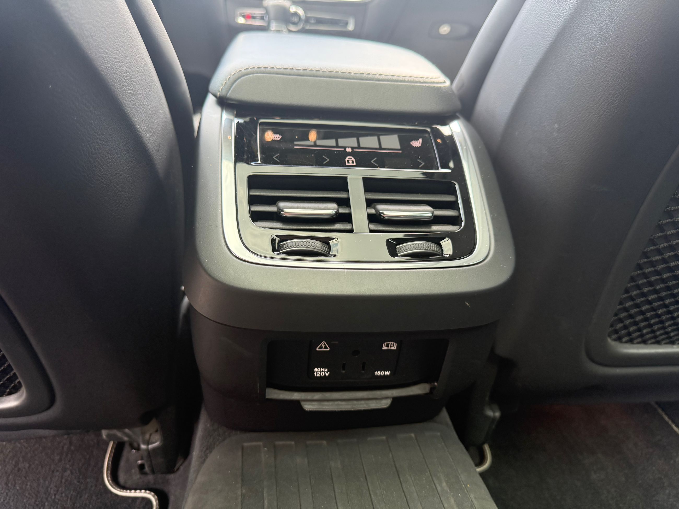 Volvo V60  2019 à Mississauga, Ontario