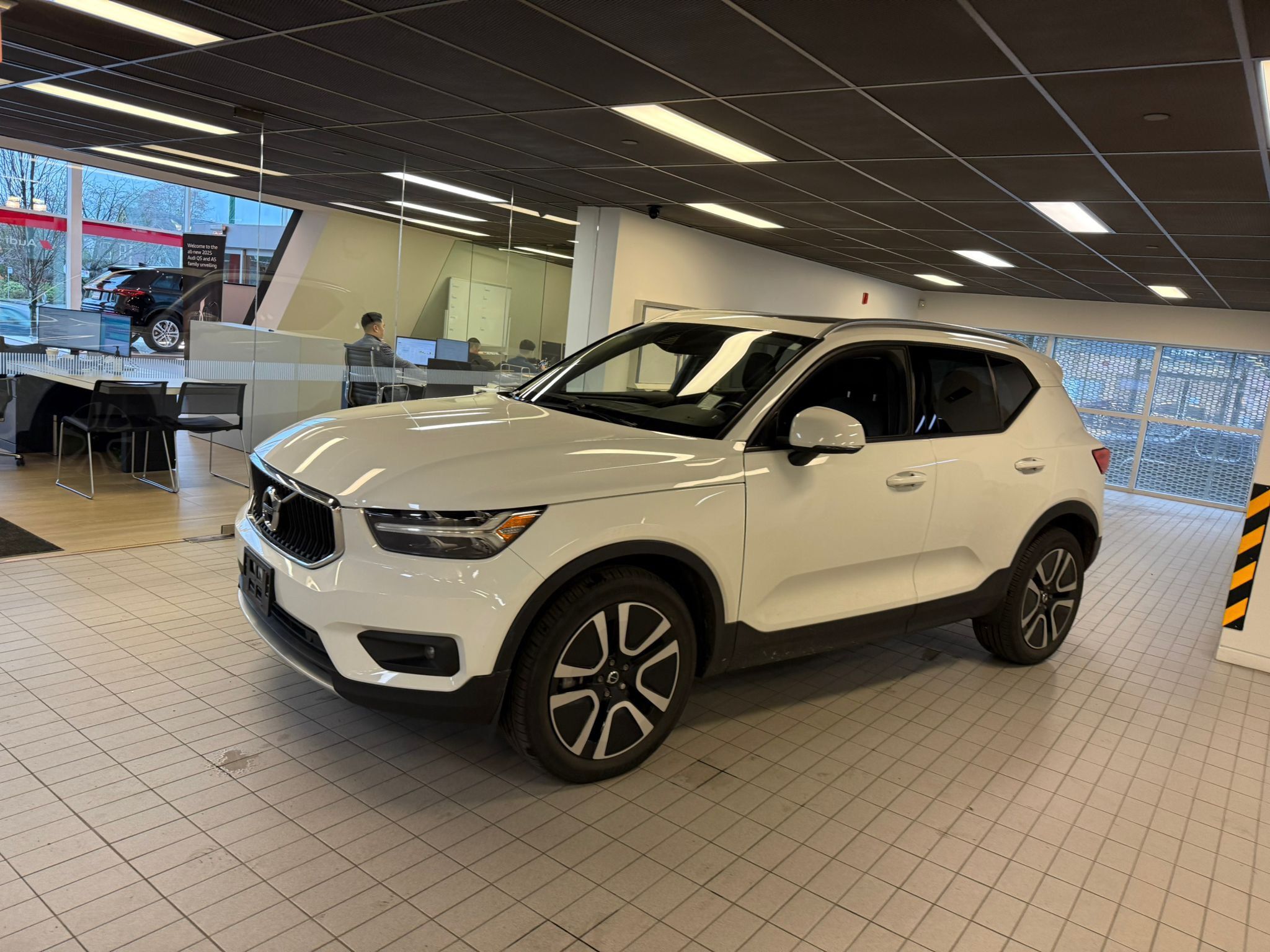 2020 Volvo XC40 in Vancouver, British Columbia