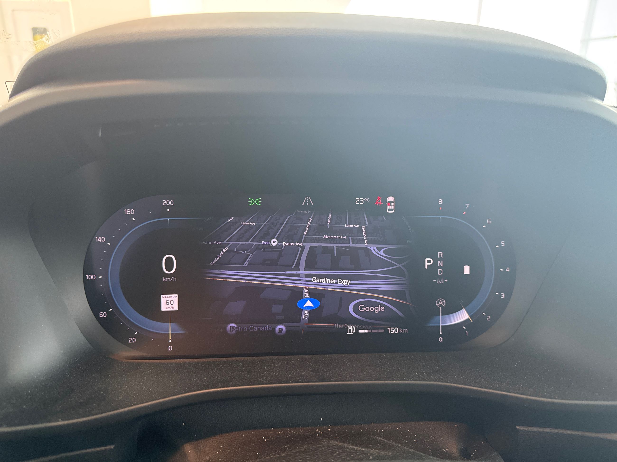2023 Volvo XC40 in Toronto, Ontario
