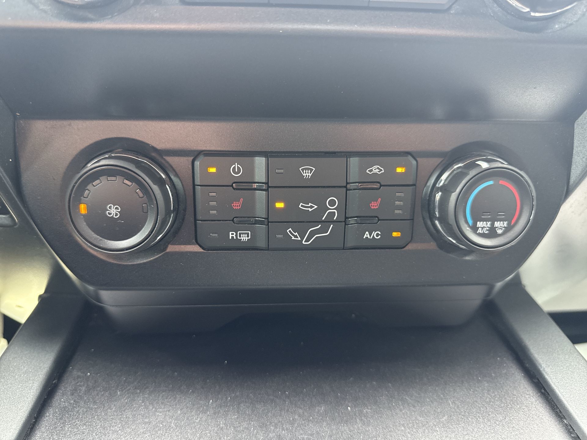 2022 Ford F-350SD in Mississauga, Ontario