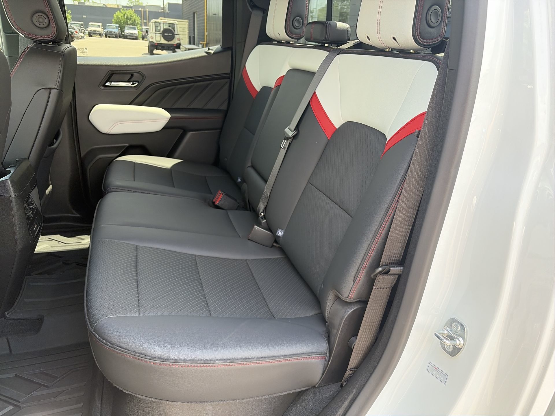 2024 GMC Canyon