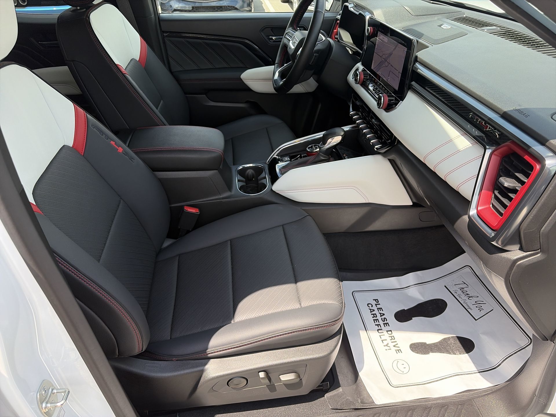 2024 GMC Canyon