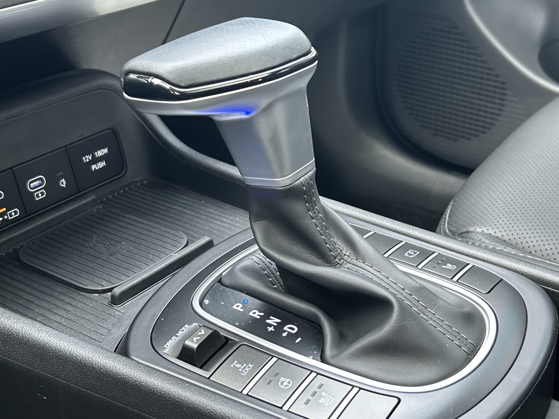 Hyundai Kona  2024