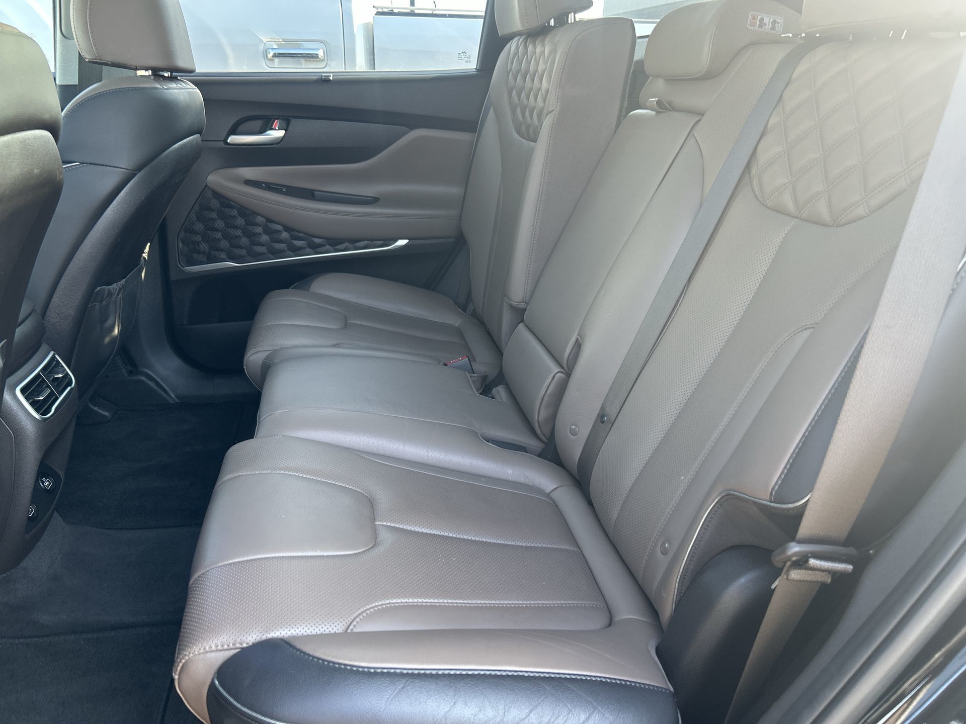 2022 Hyundai Santa Fe Hybrid in Mississauga, Ontario