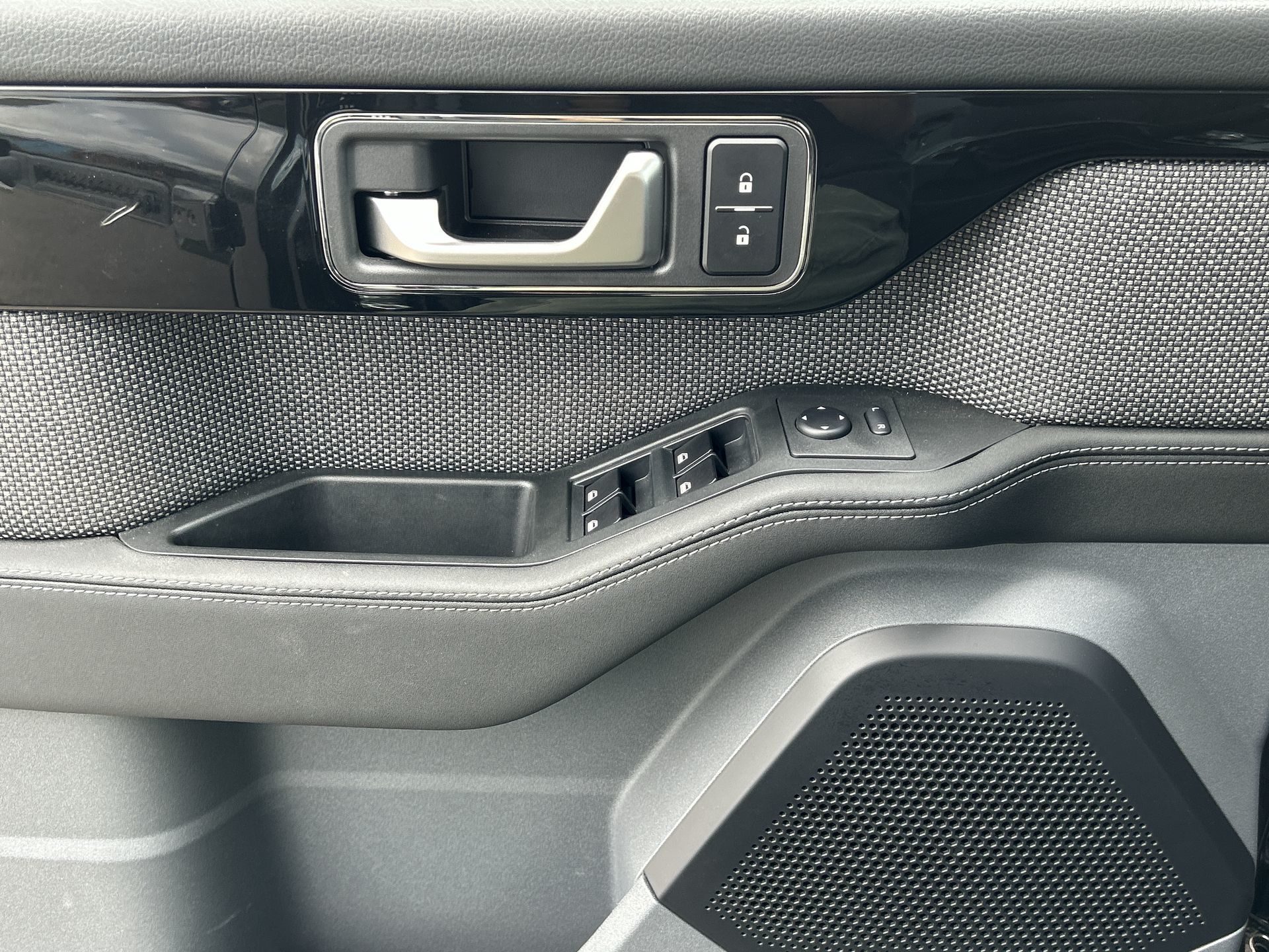 2024 INEOS QUARTERMASTER