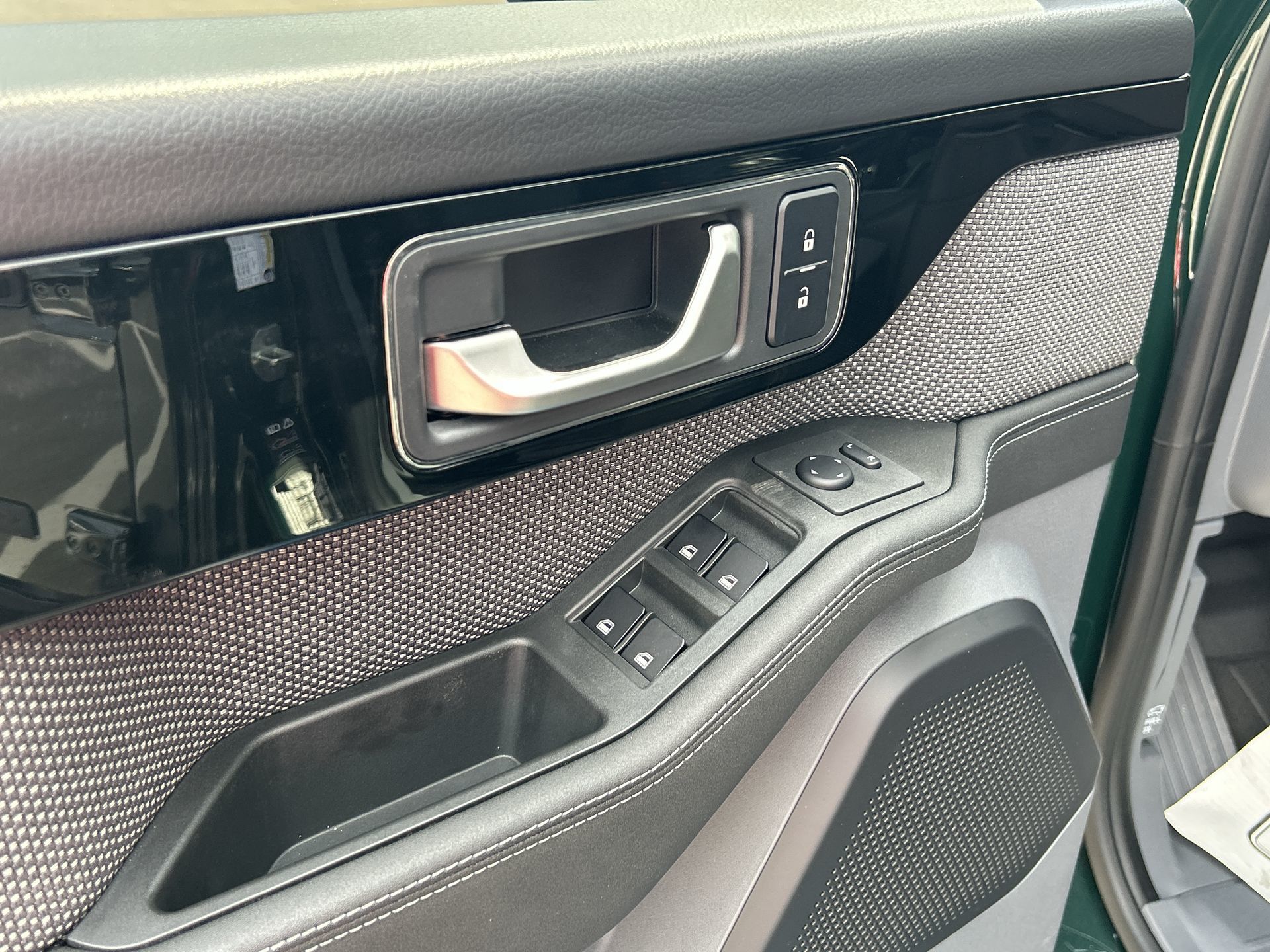 2024 INEOS Grenadier