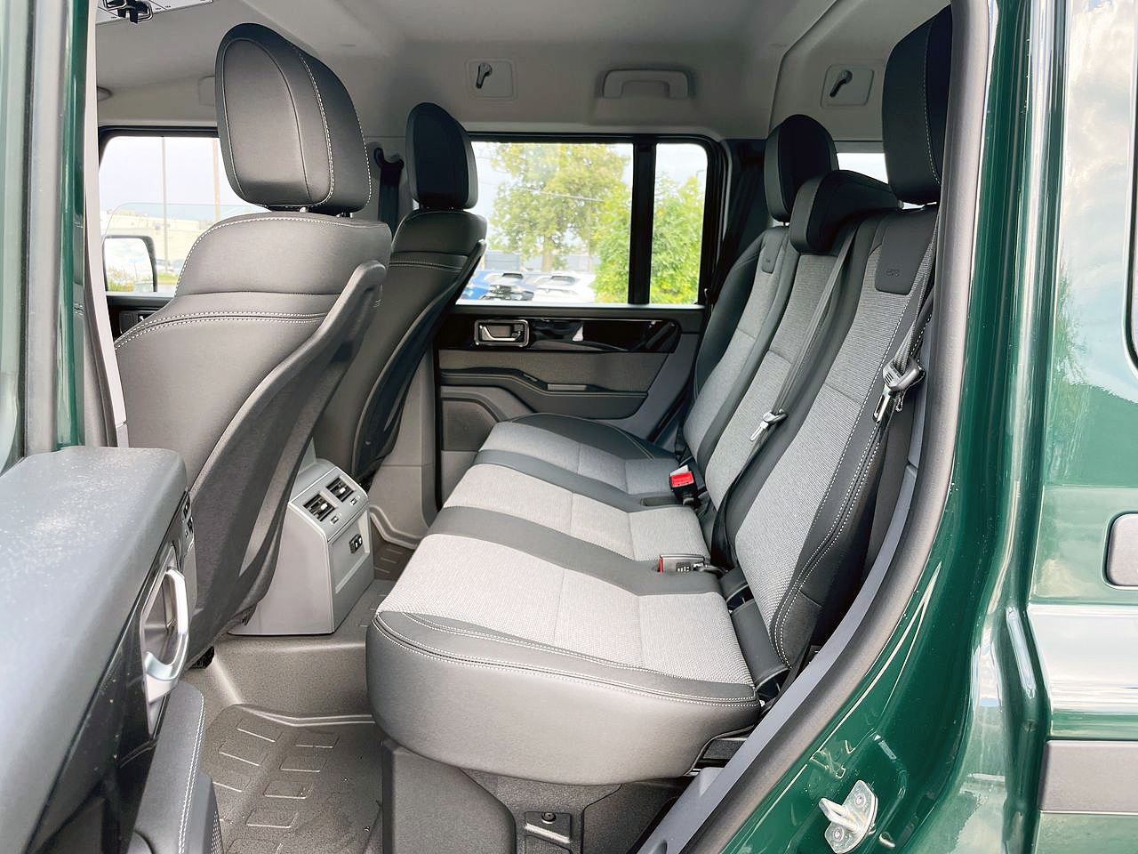 INEOS Station Wagon  2024 à Mississauga, Ontario