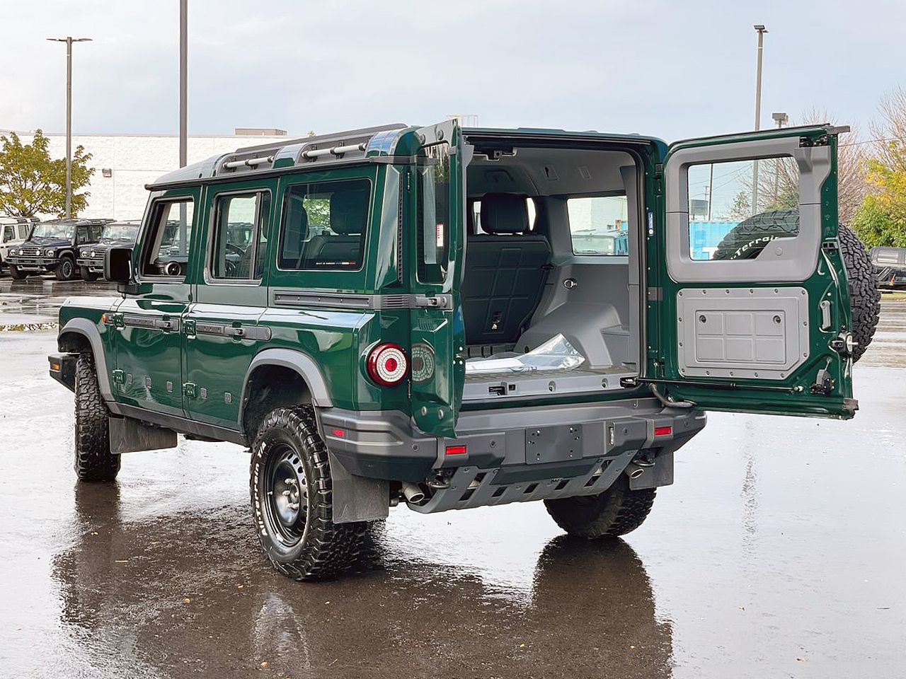 INEOS Station Wagon  2024 à Mississauga, Ontario
