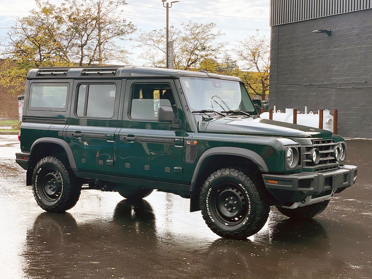 INEOS Station Wagon  2024 à Mississauga, Ontario