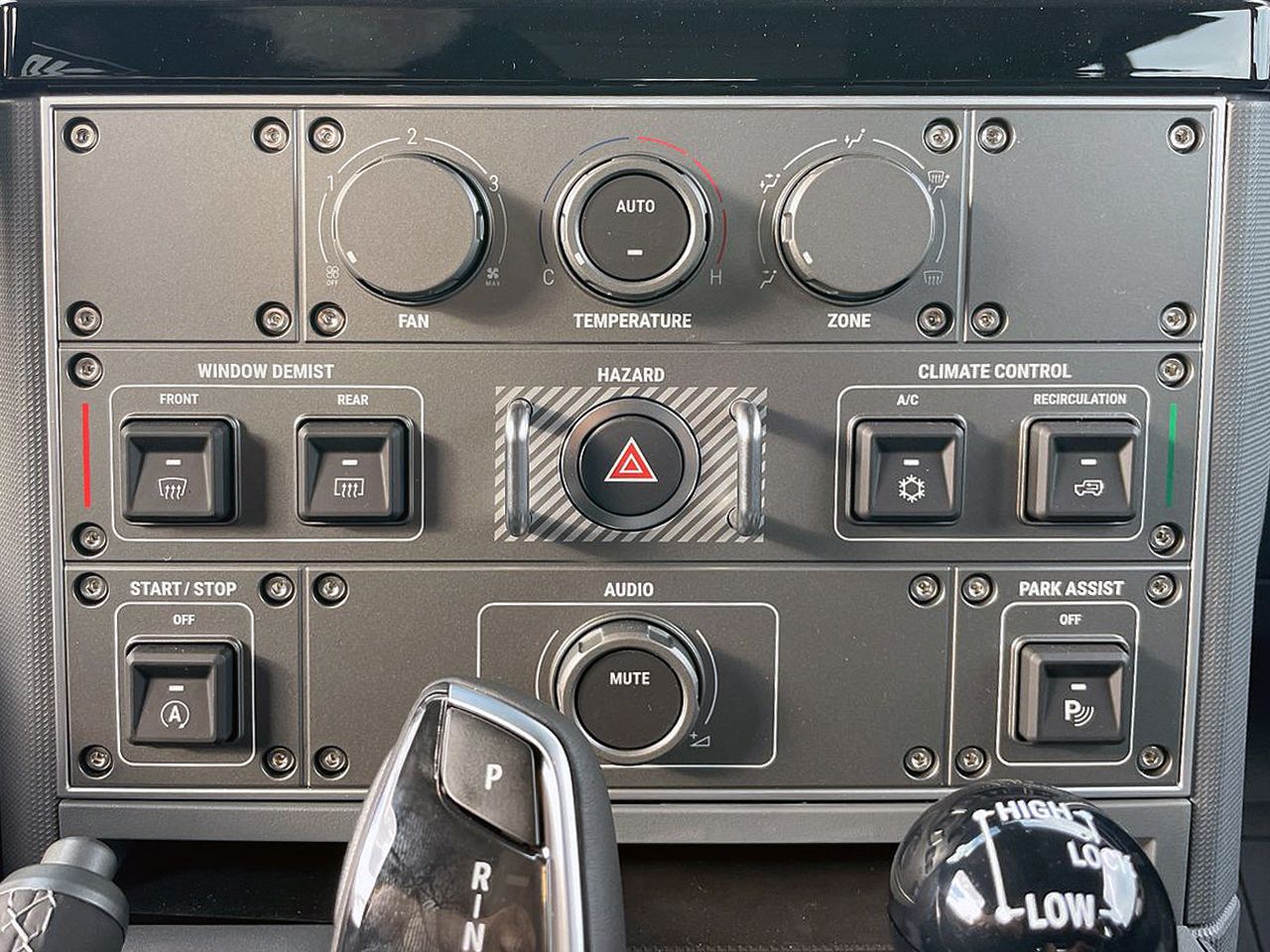 INEOS Station Wagon  2024 à Mississauga, Ontario