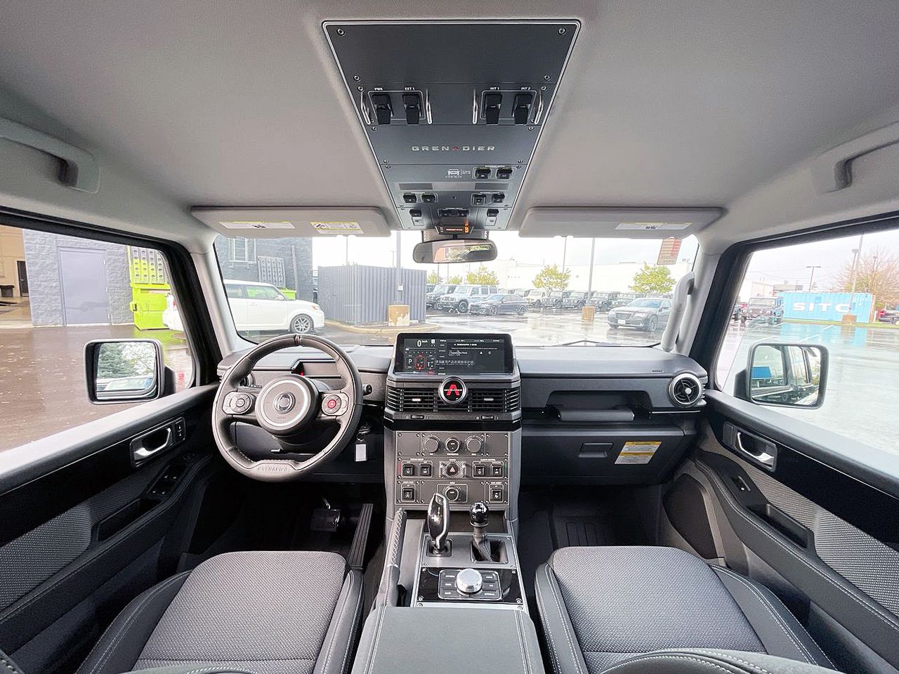 INEOS Station Wagon  2024 à Mississauga, Ontario