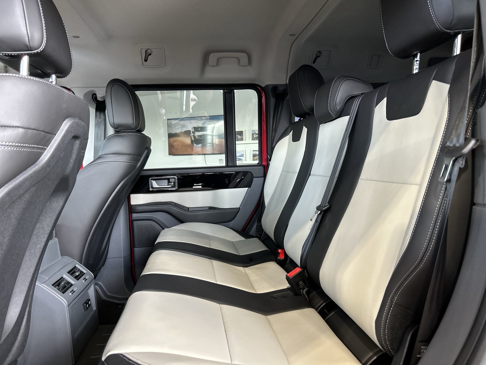 INEOS Station Wagon  2025