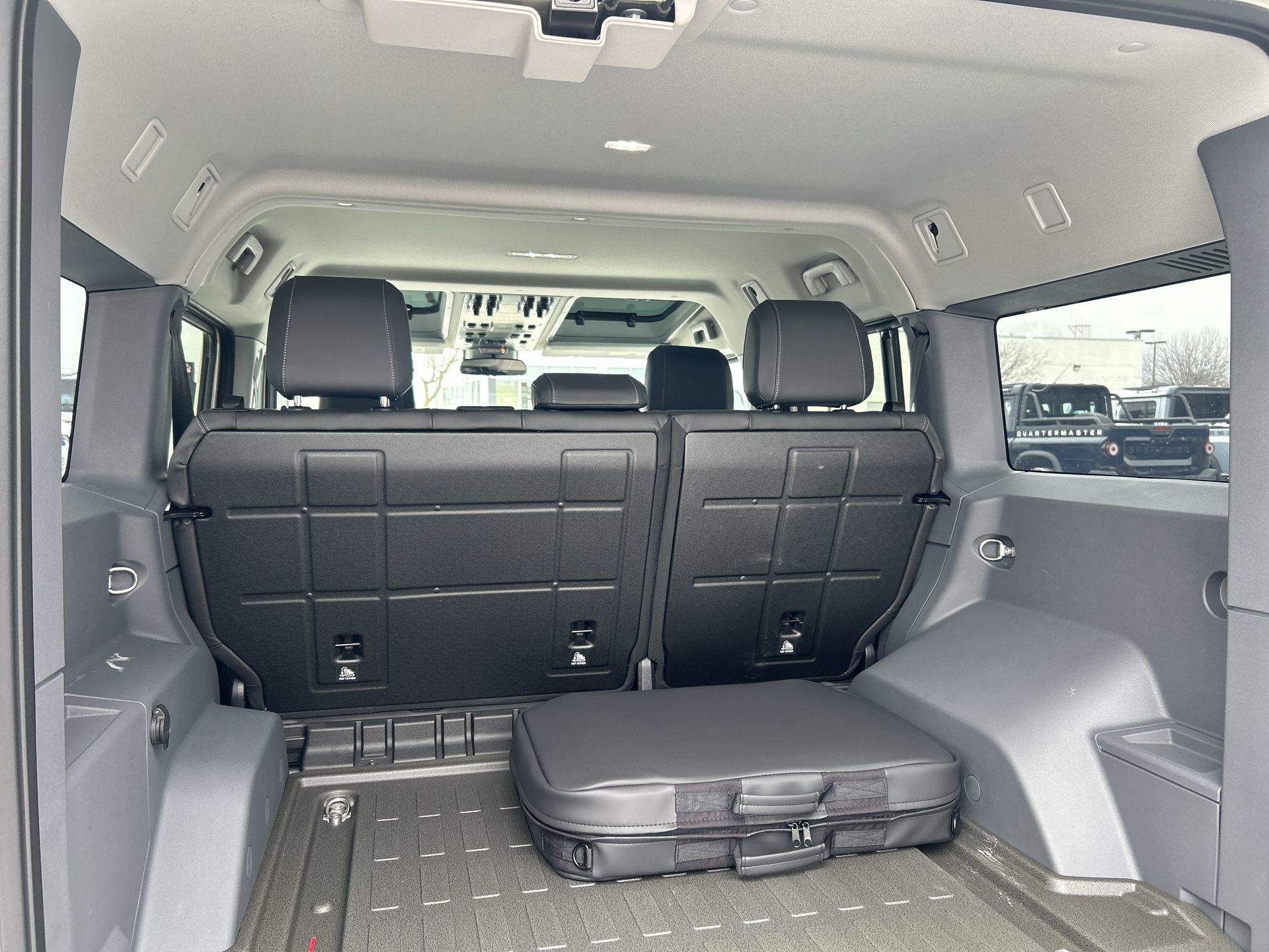 INEOS Station Wagon  2025 à Mississauga, Ontario