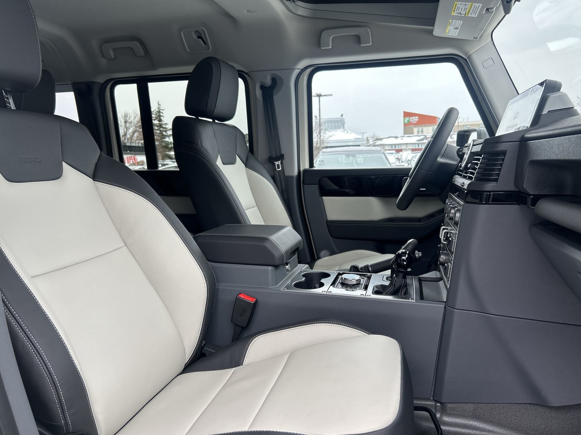 INEOS Station Wagon  2025 à Mississauga, Ontario