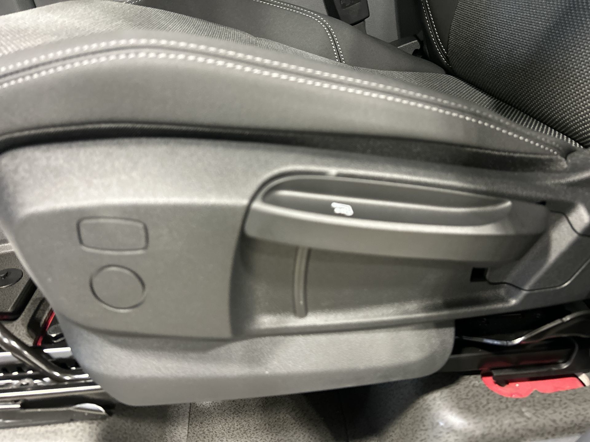 INEOS Station Wagon  2026 à Mississauga, Ontario