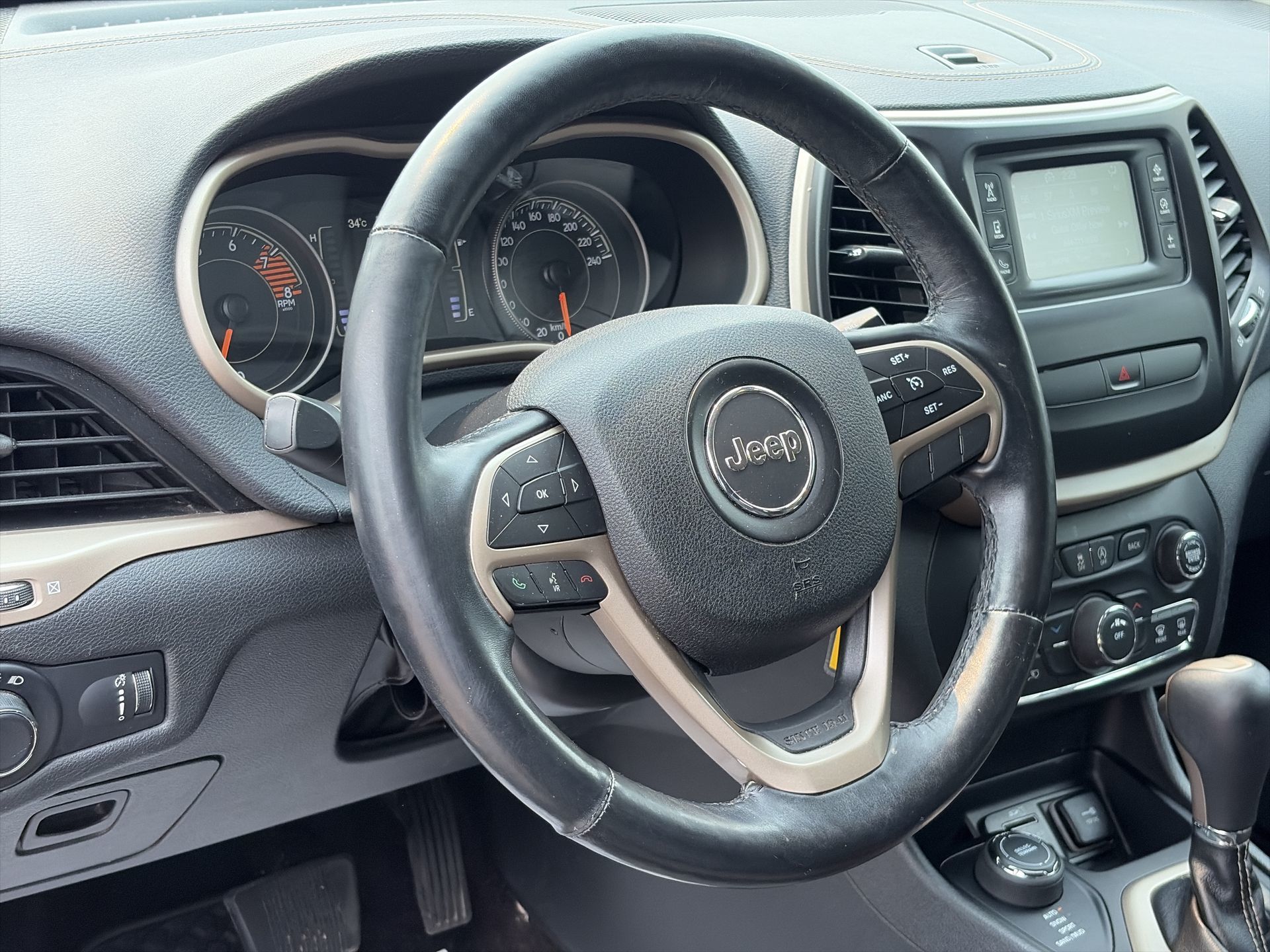 Jeep Cherokee  2017