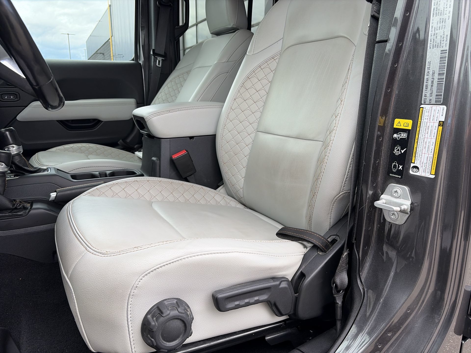 2021 Jeep Gladiator in Mississauga, Ontario