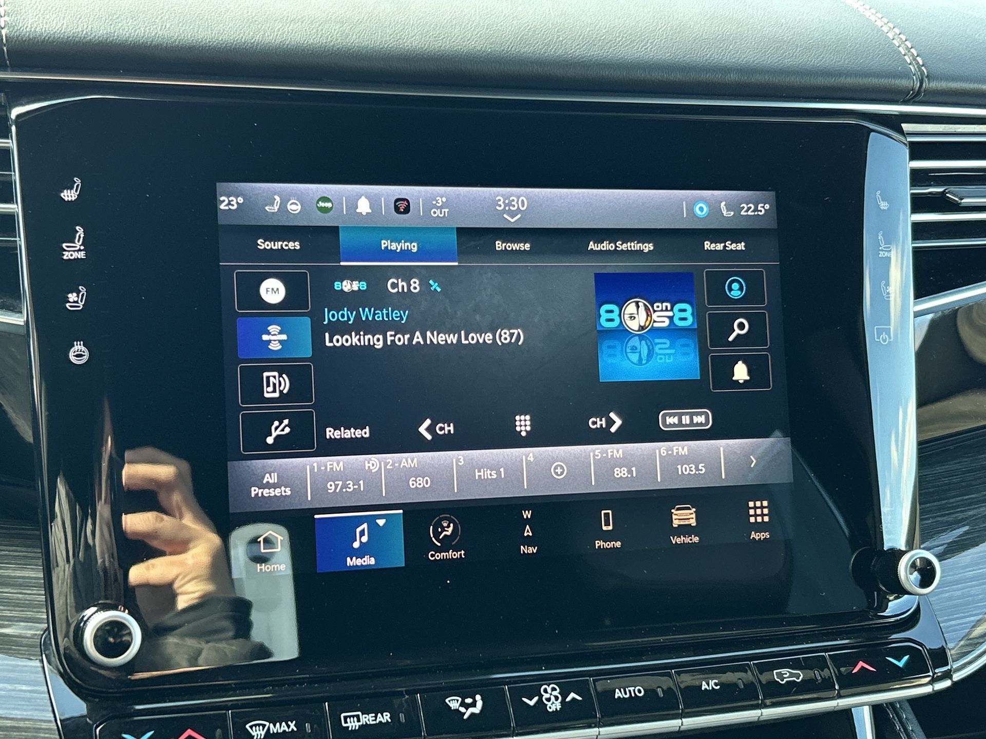 2022 Jeep Wagoneer in Mississauga, Ontario