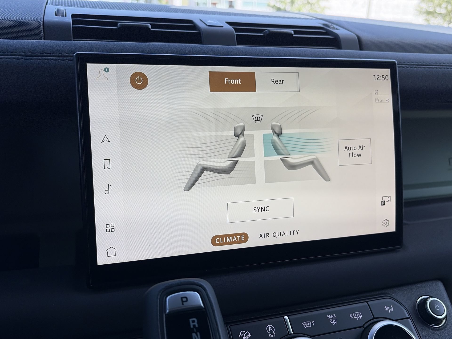 2023 Land Rover Defender 110 in Mississauga, Ontario