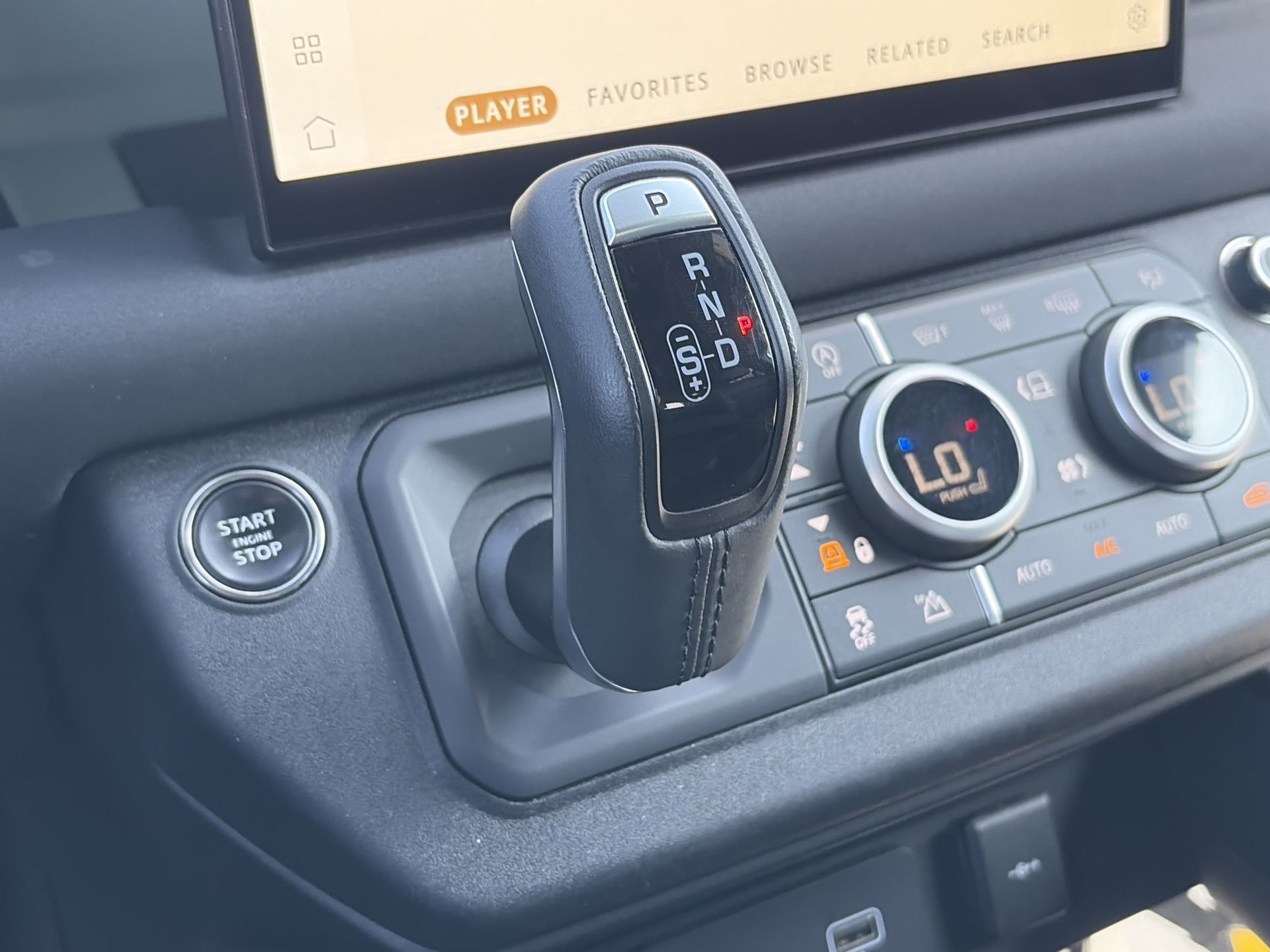 2023 Land Rover Defender 110 in Mississauga, Ontario